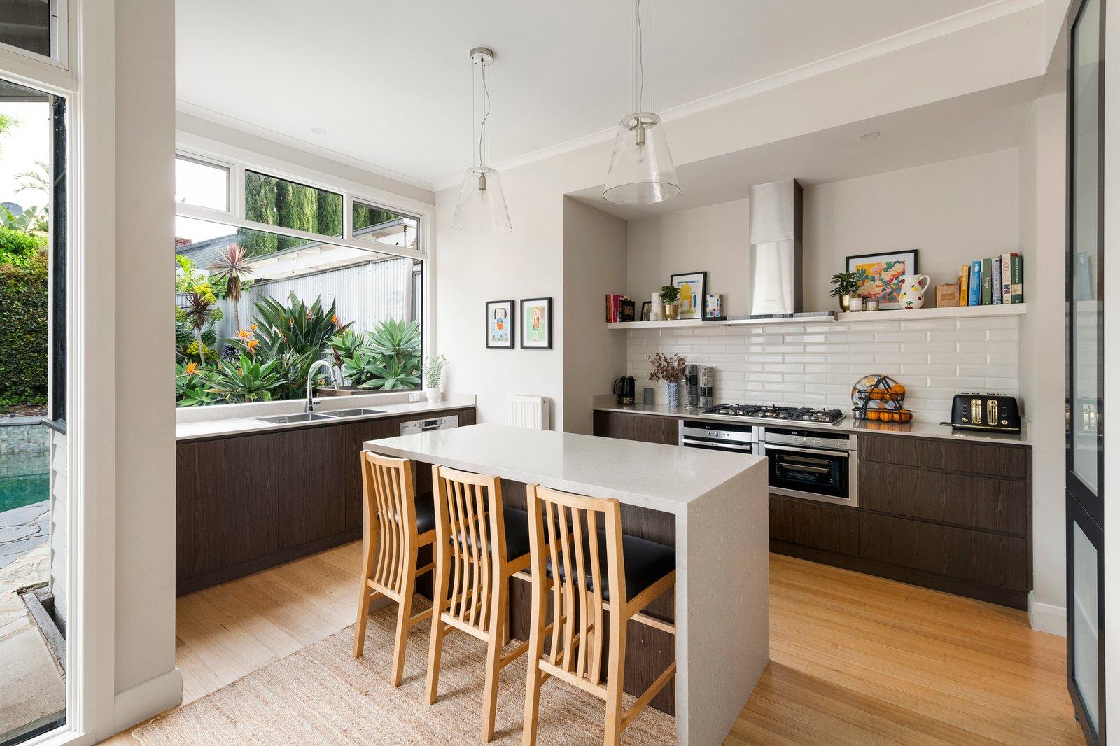 6 Iona Avenue, Brighton, 3186