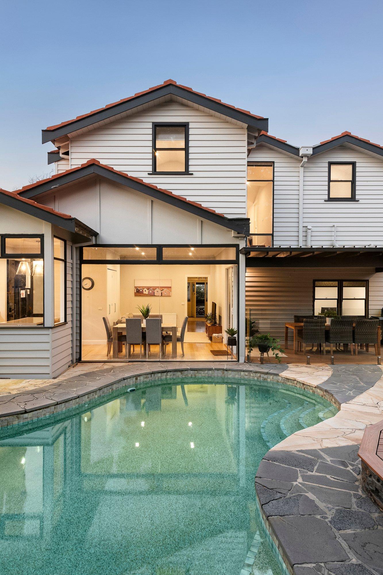 6 Iona Avenue, Brighton, 3186