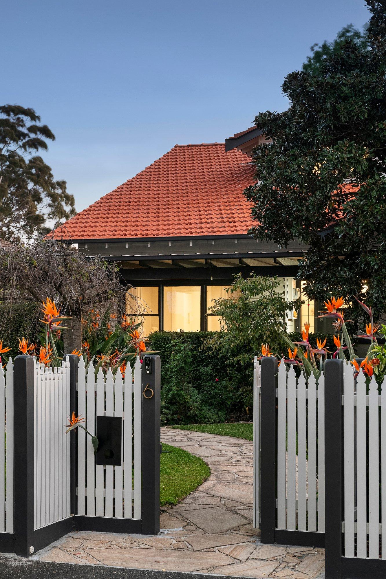 6 Iona Avenue, Brighton, 3186