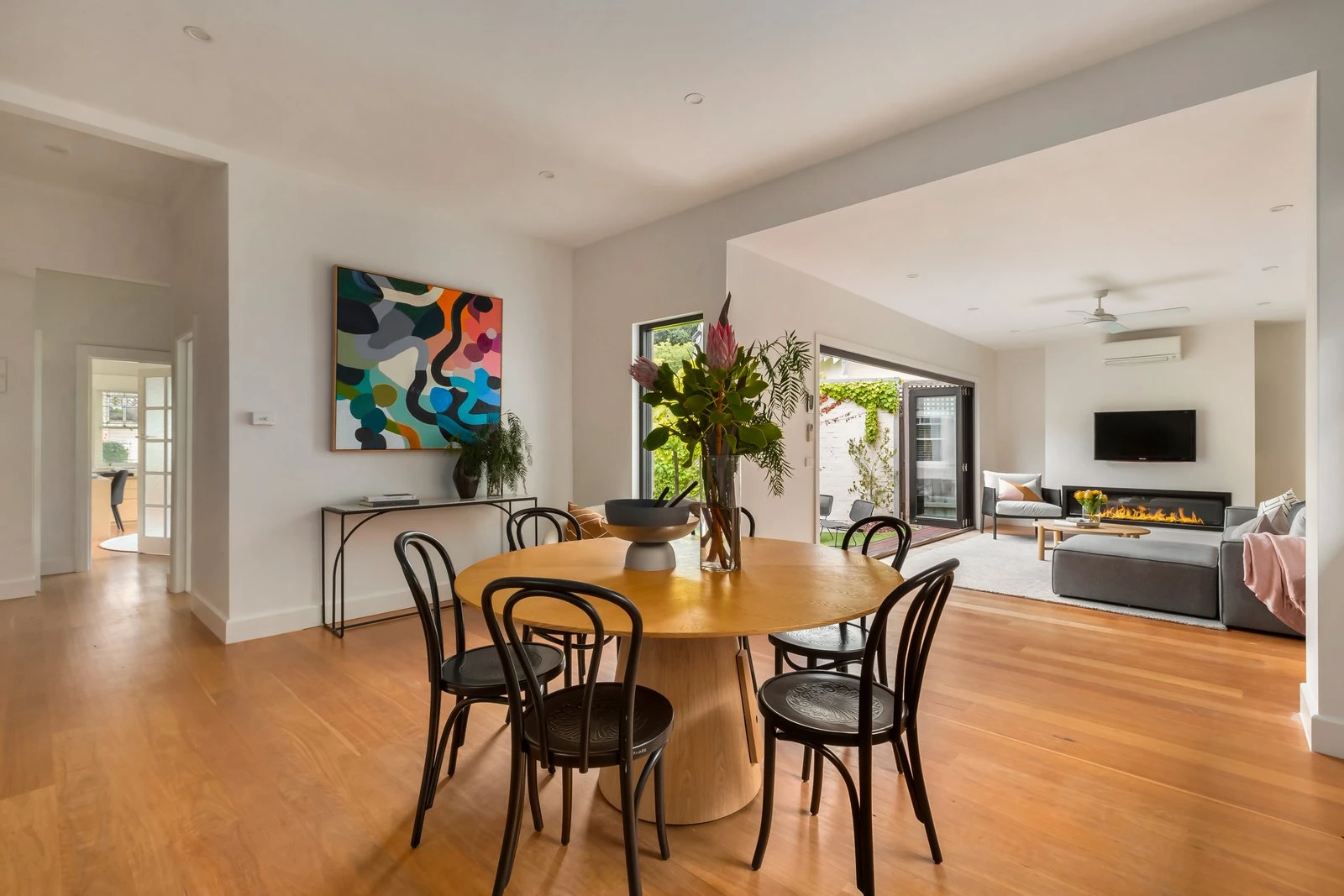 6 Kelvin Court, Prahran, 3181