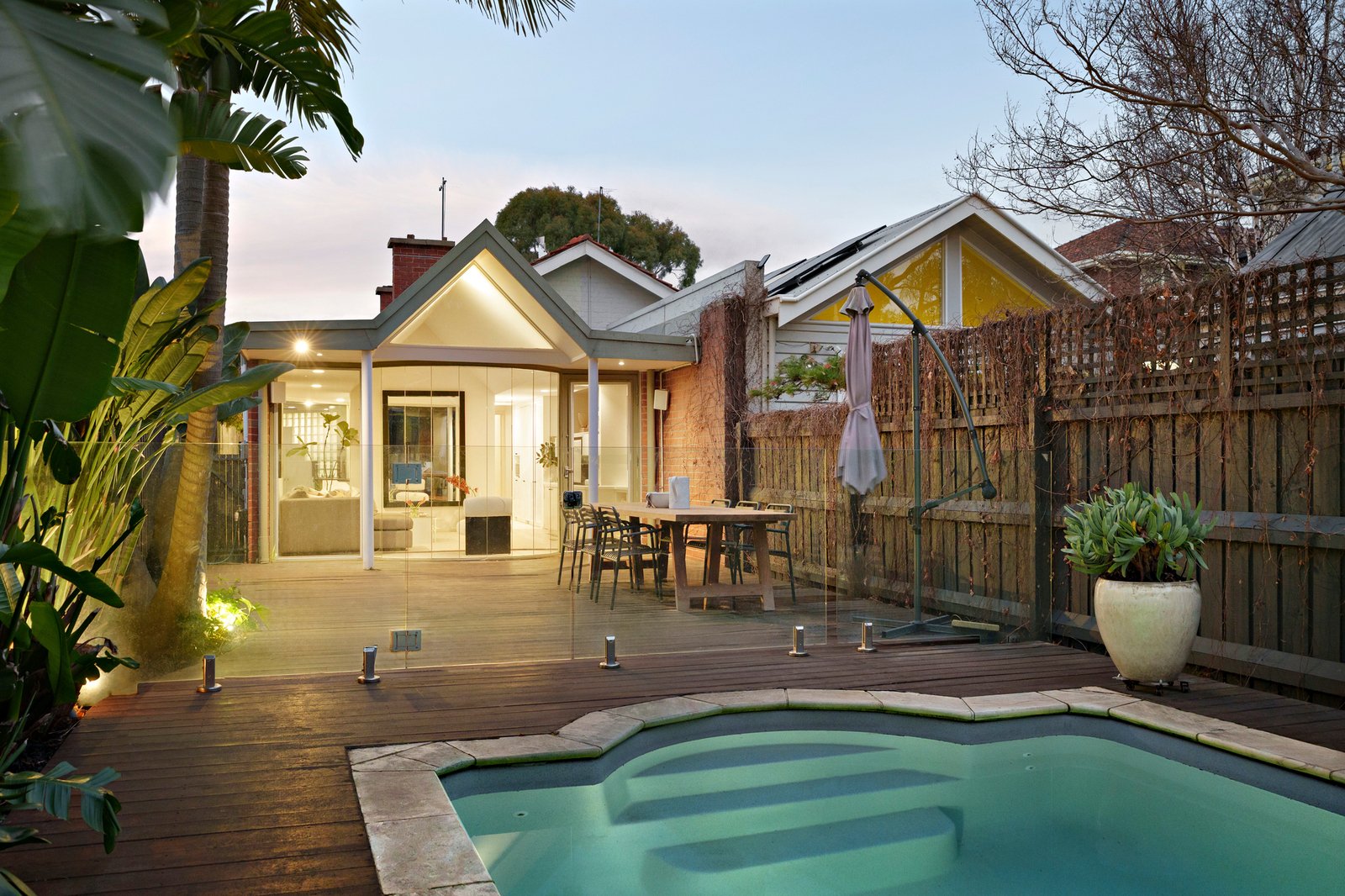 6 Knight Street, Elwood, 3184
