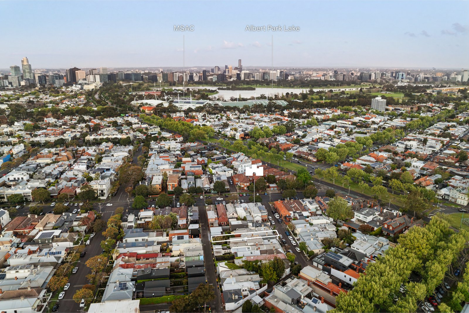 6 Merton Place, Albert Park, 3206