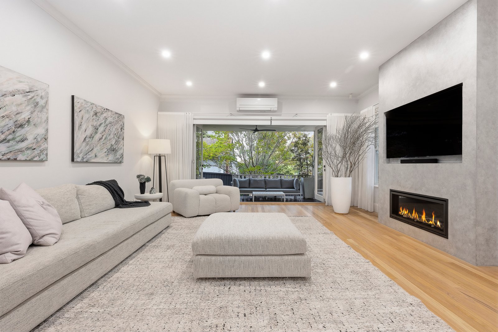6 Through Road, Camberwell, 3124