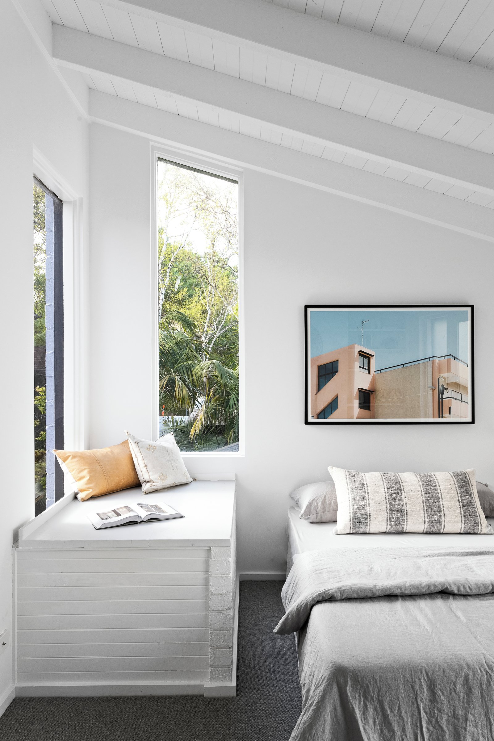 6 Woodside Crescent, Toorak, 3142