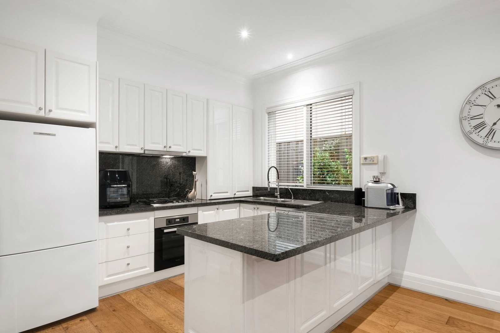 60 Black Street, Brighton, 3186