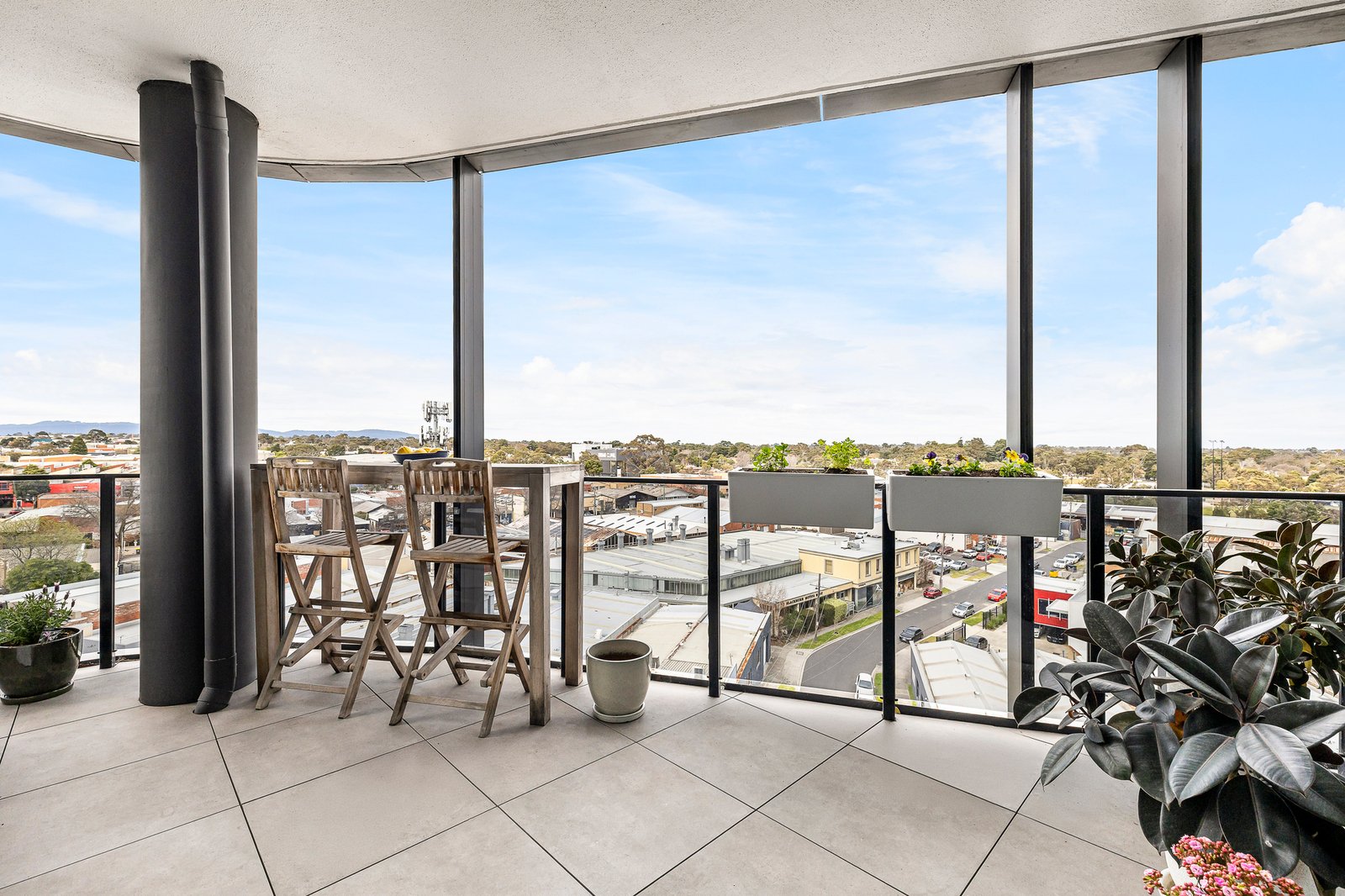 602/162 Whitehorse Road, Blackburn, 3130