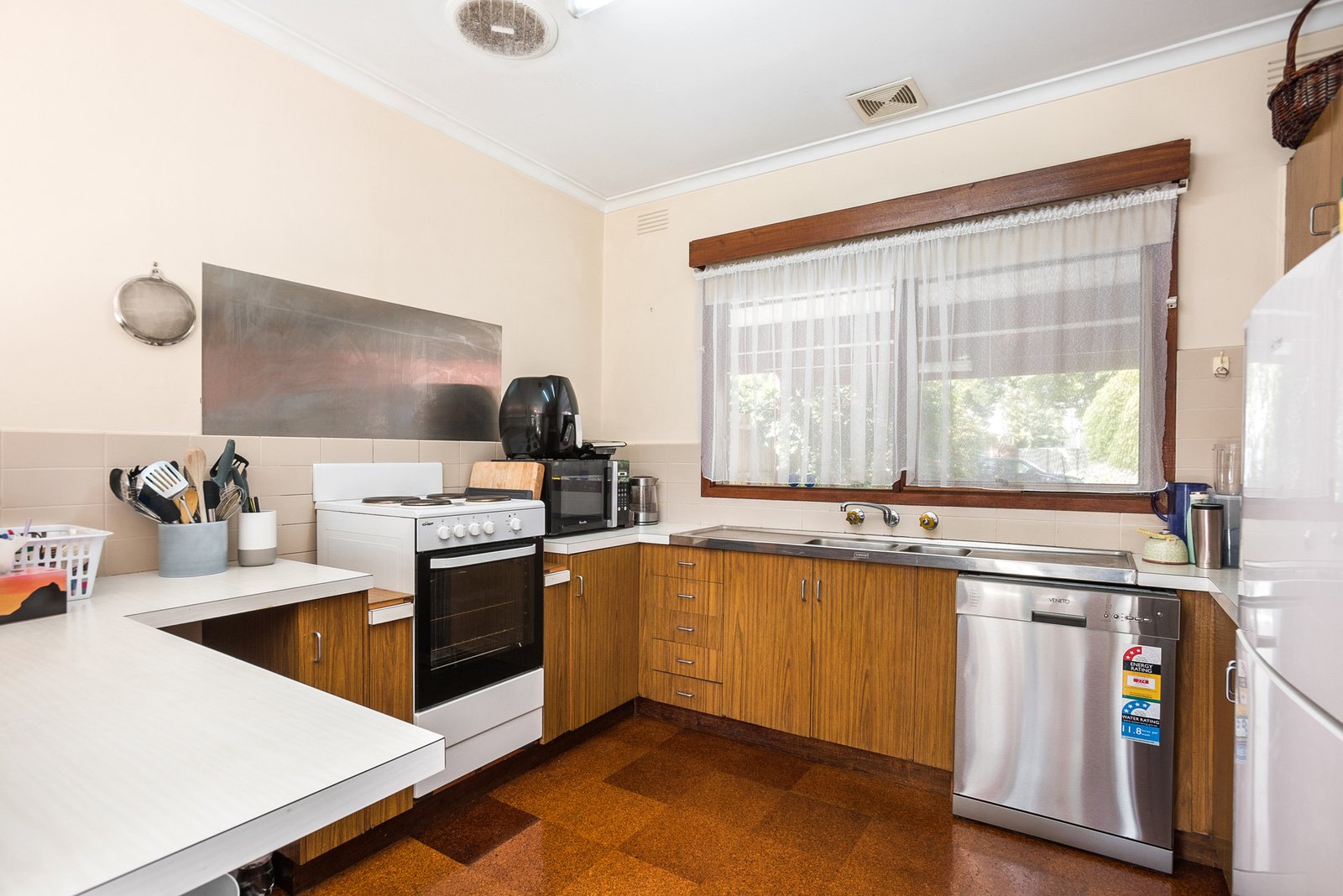 61 Lochiel Avenue, Edithvale, 3196