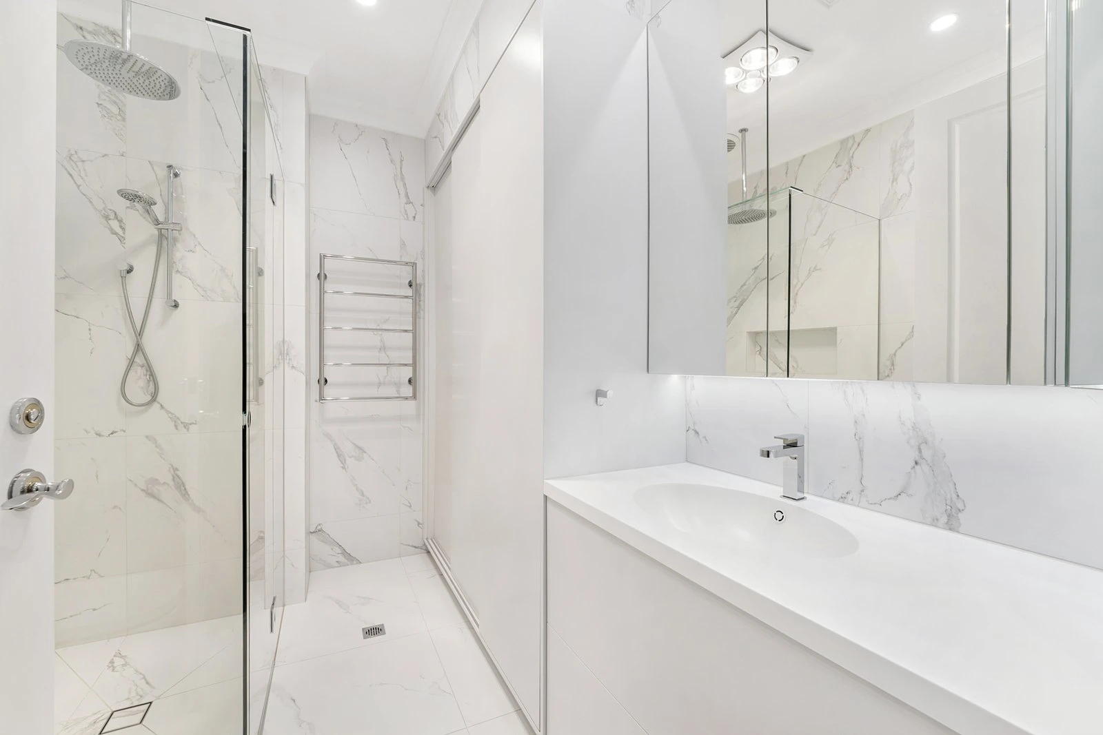 6/10 Lalbert Crescent, Prahran, 3181