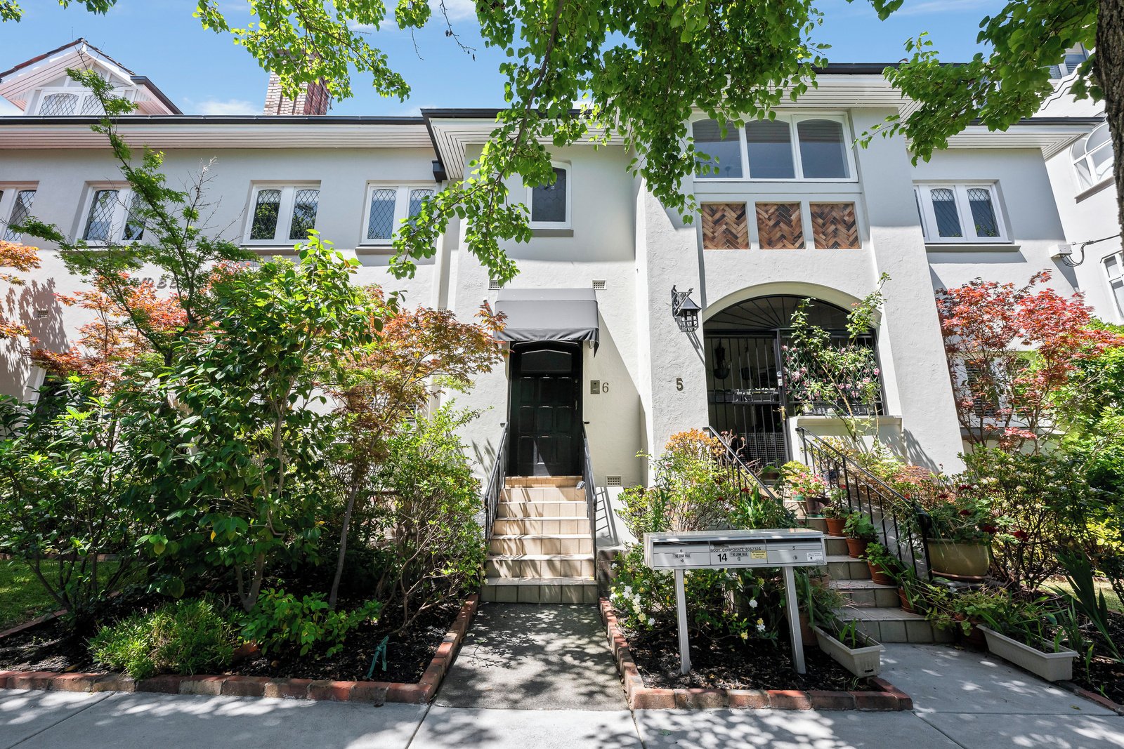 6/14 Trawalla Avenue, Toorak, 3142