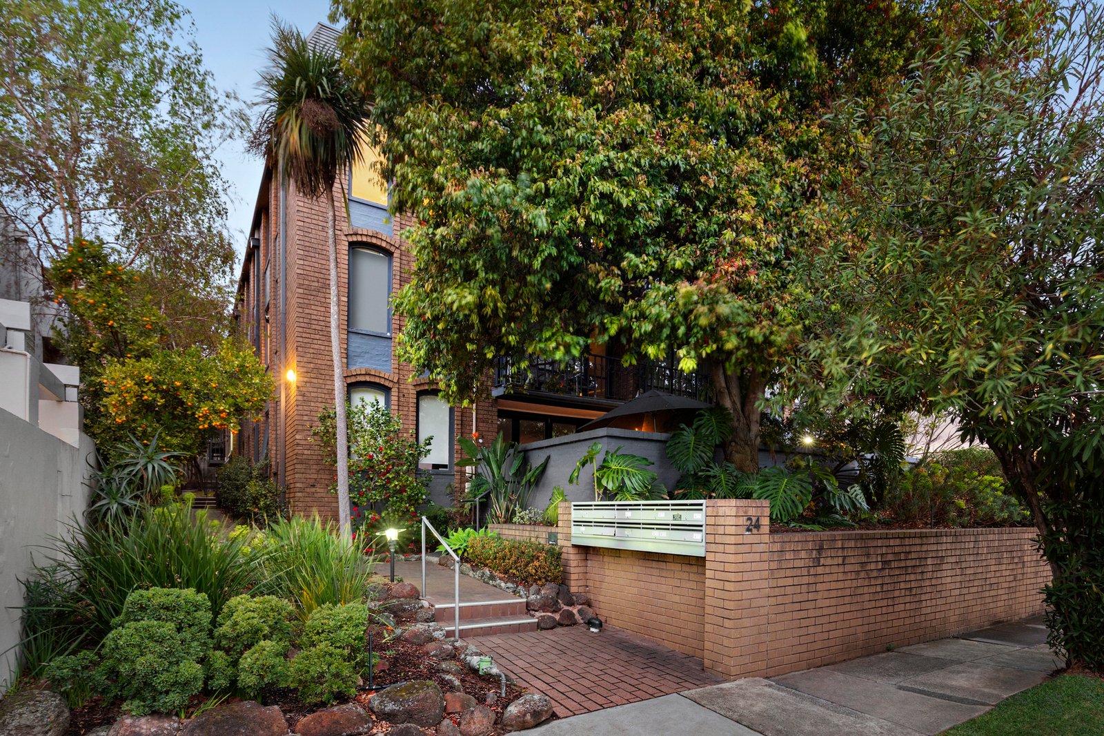 6/24 Tintern Avenue, Toorak, 3142