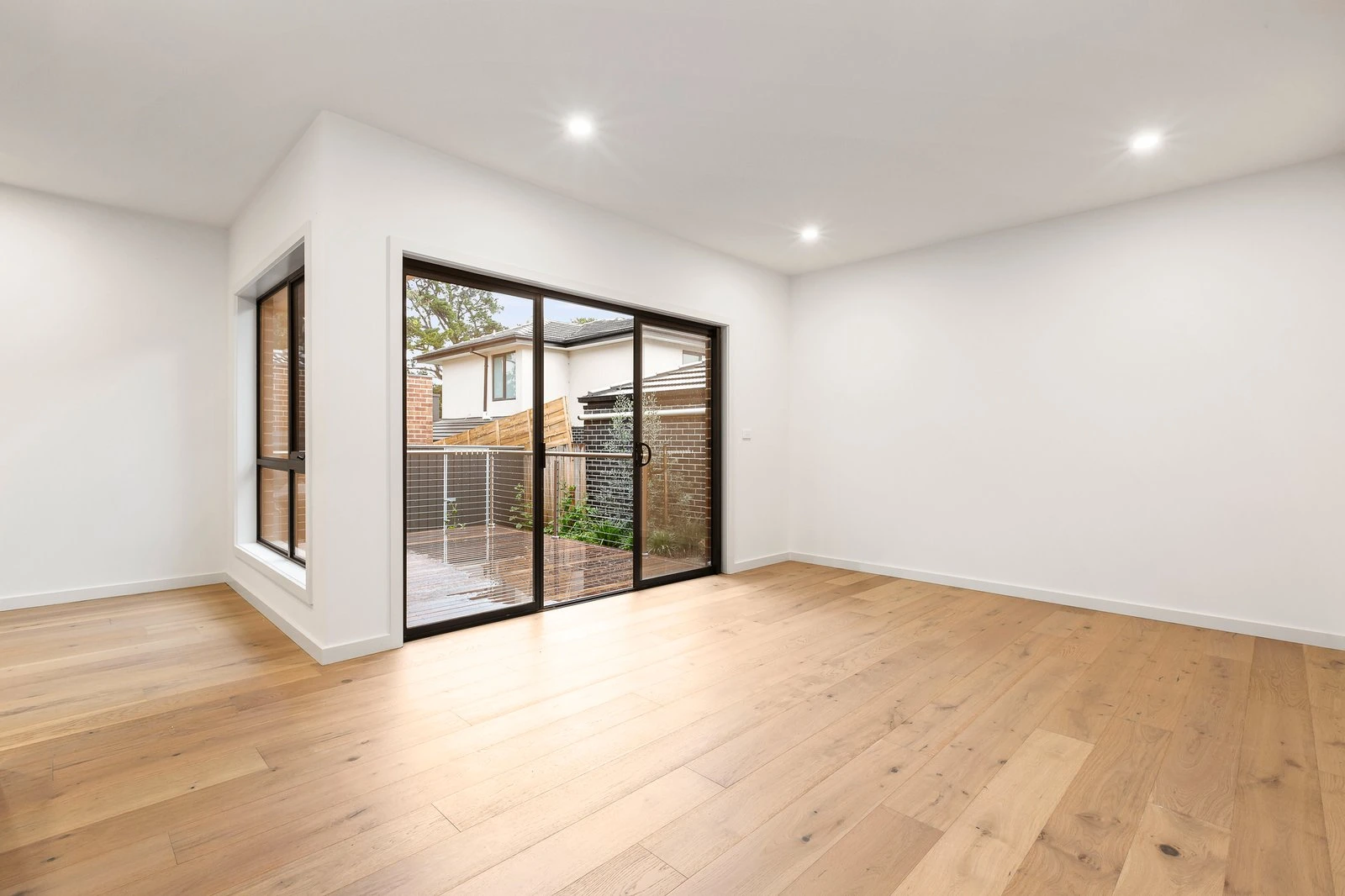 6/30-32 Boronia Grove, Doncaster East, 3109