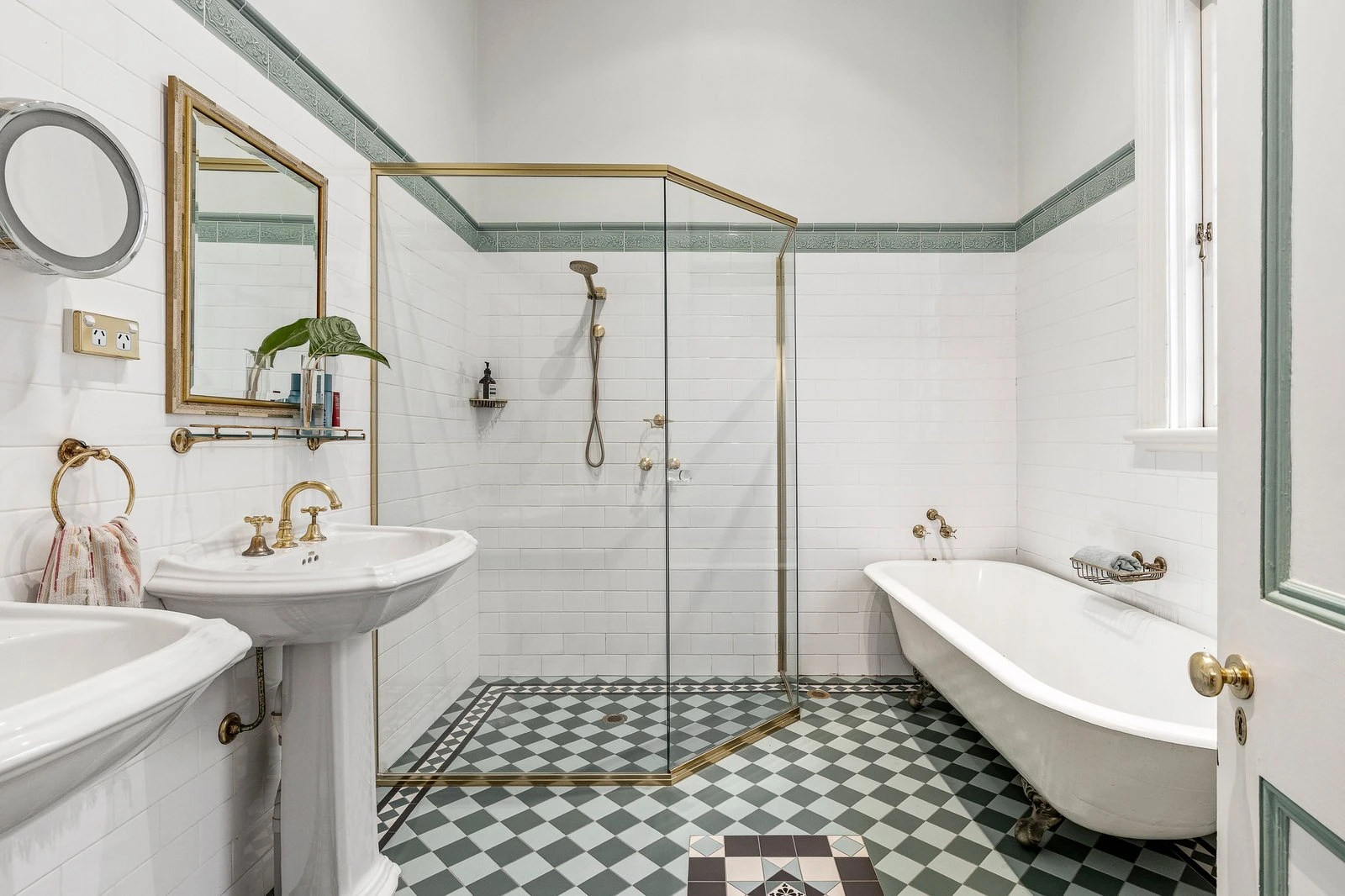 633 Riversdale Road, Camberwell, 3124