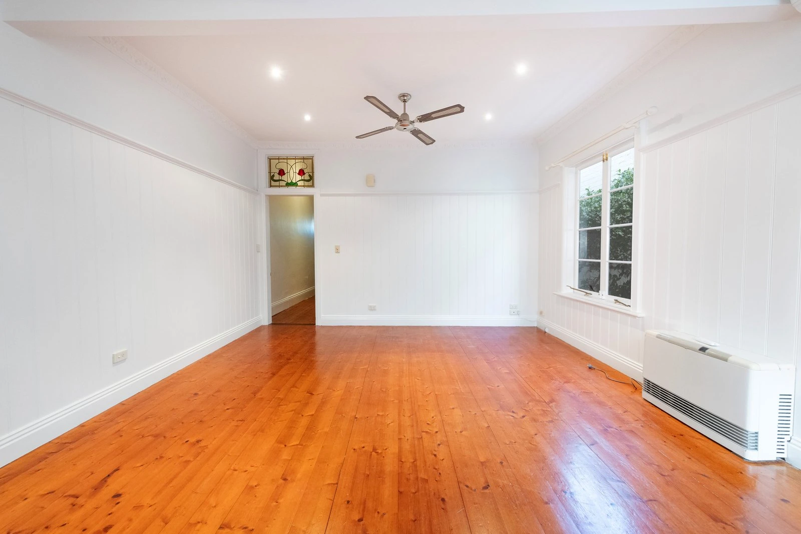 64 Aberdeen Road, Prahran, 3181