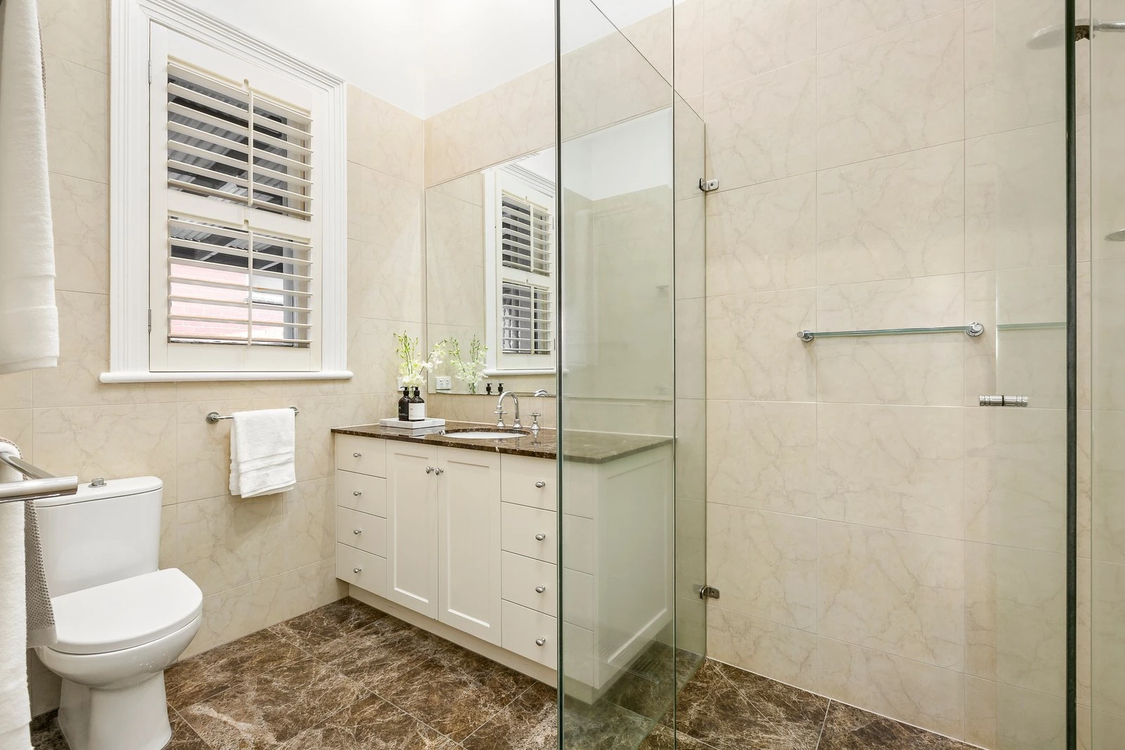 64 Bowen Street, Camberwell, 3124