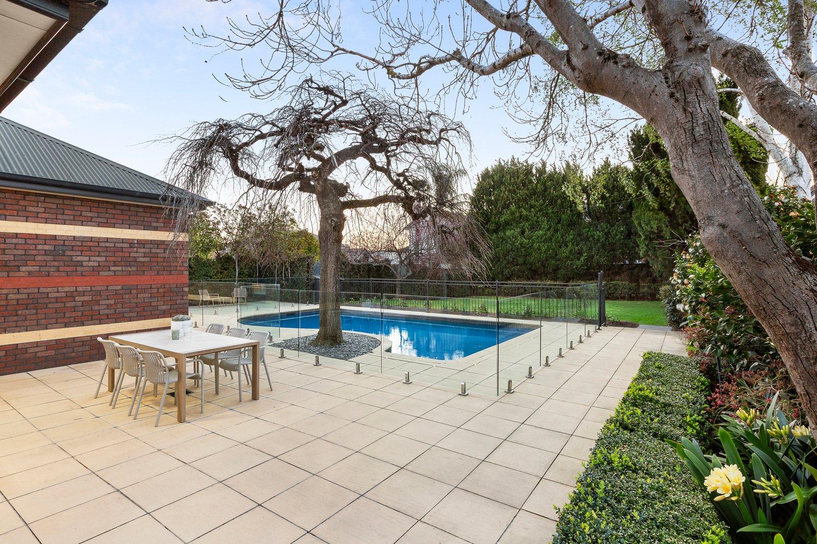 64 Bowen Street, Camberwell, 3124