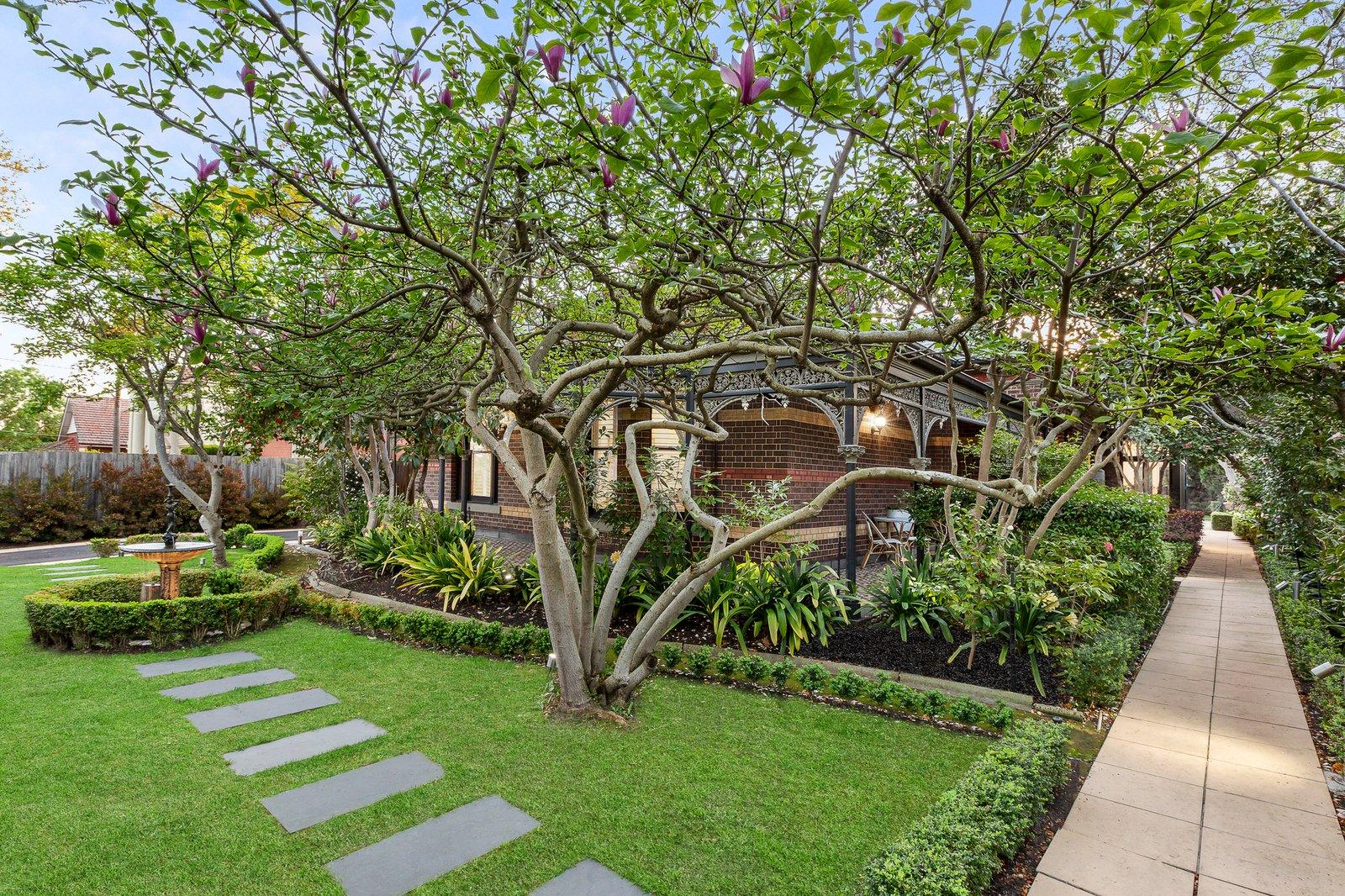 64 Bowen Street, Camberwell, 3124