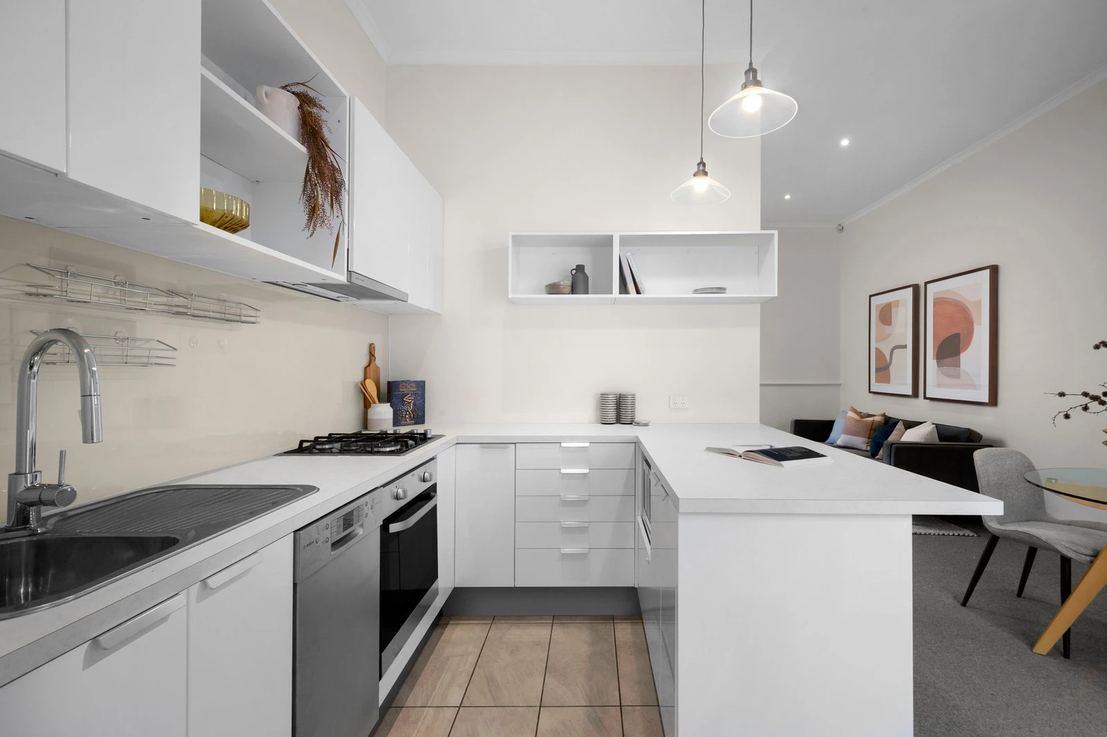 65 Ogrady Street, Albert Park, 3206