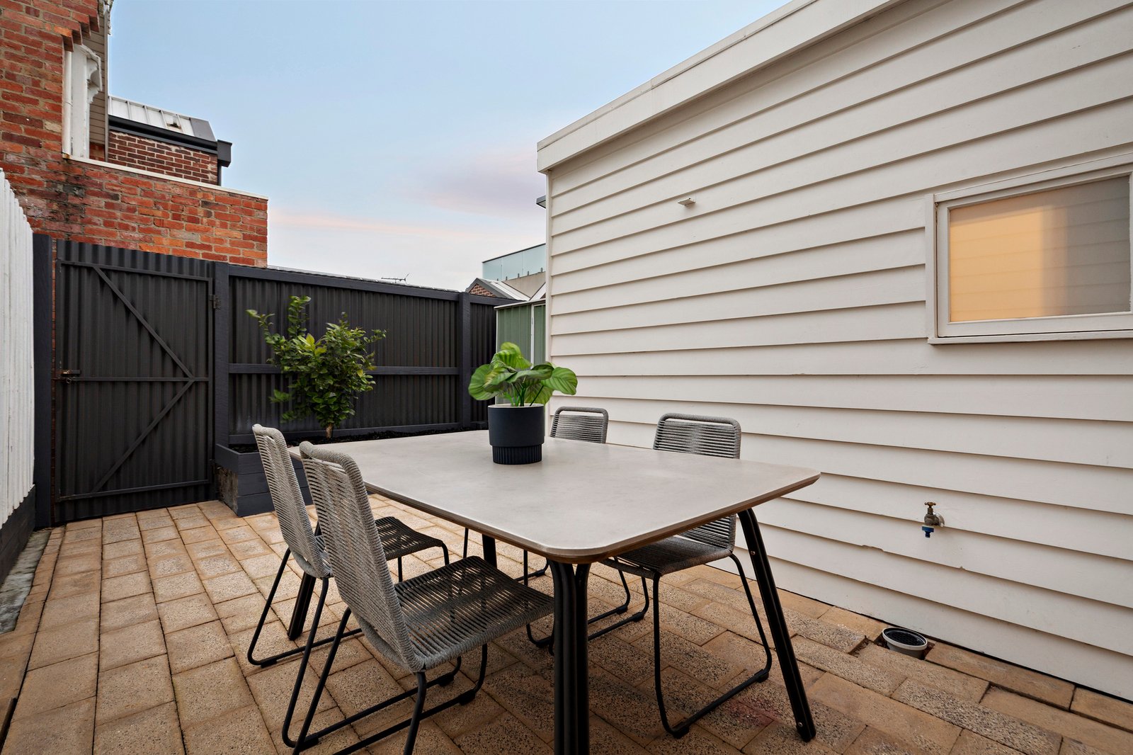 65 Ogrady Street, Albert Park, 3206