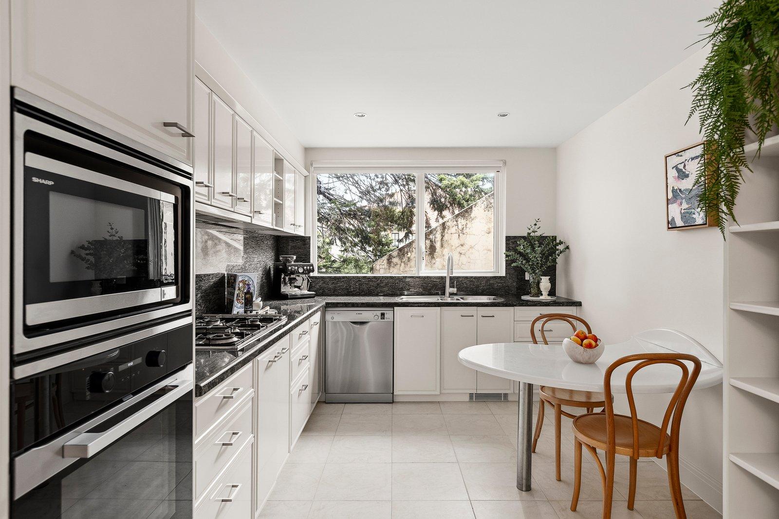 6/50 Grange Road, Toorak, 3142