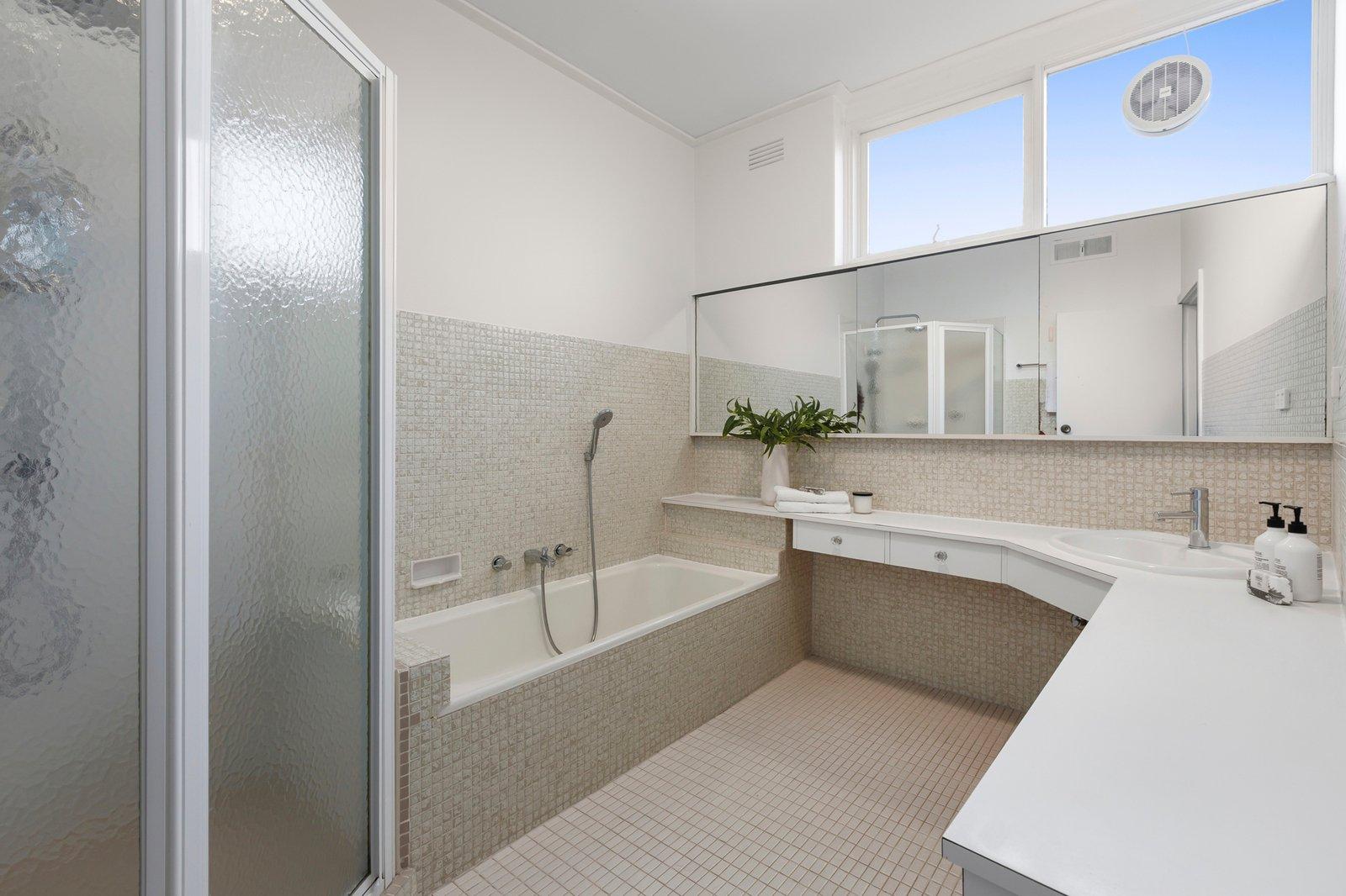 6/70 Orrong Crescent, Caulfield North, 3161