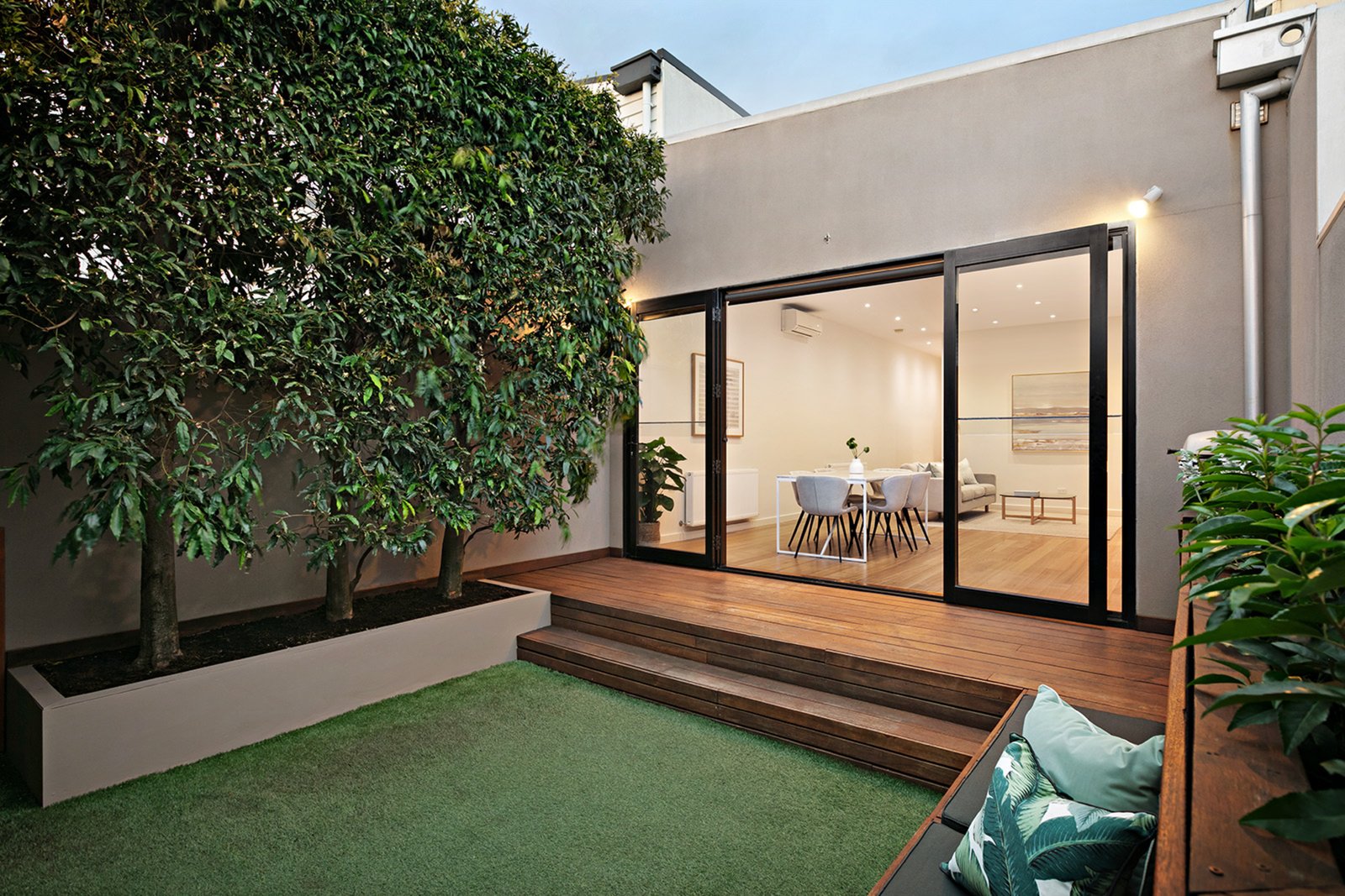 68 Danks Street, Albert Park, 3206