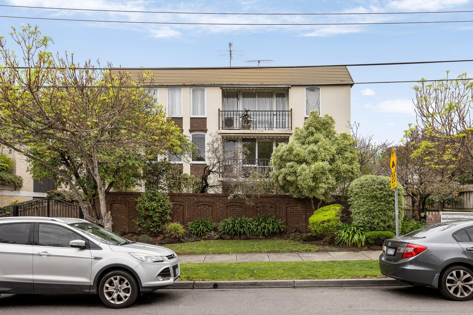 6/99 Mathoura Road, Toorak, 3142