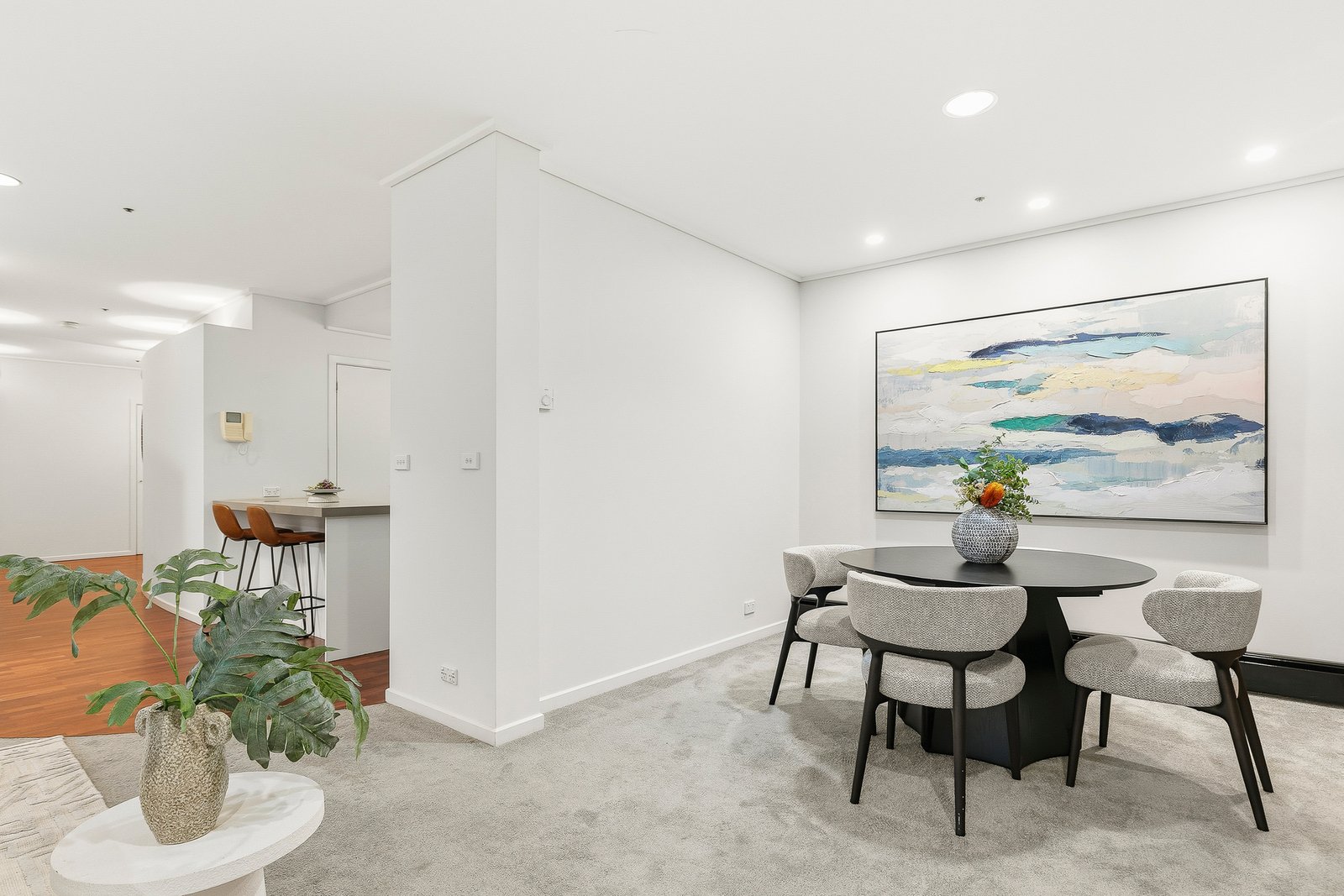 6D/9 Beach Street, Port Melbourne, 3207