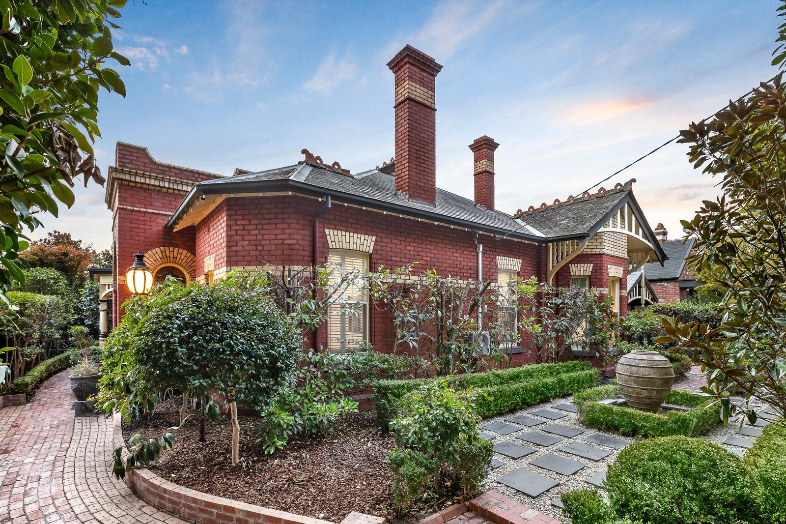 7 Barrington Avenue, Kew, 3101