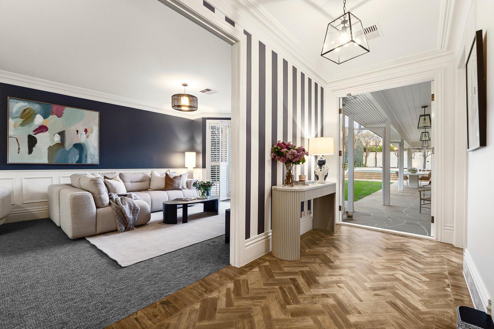 7 Carson Crescent, Hawthorn, 3122