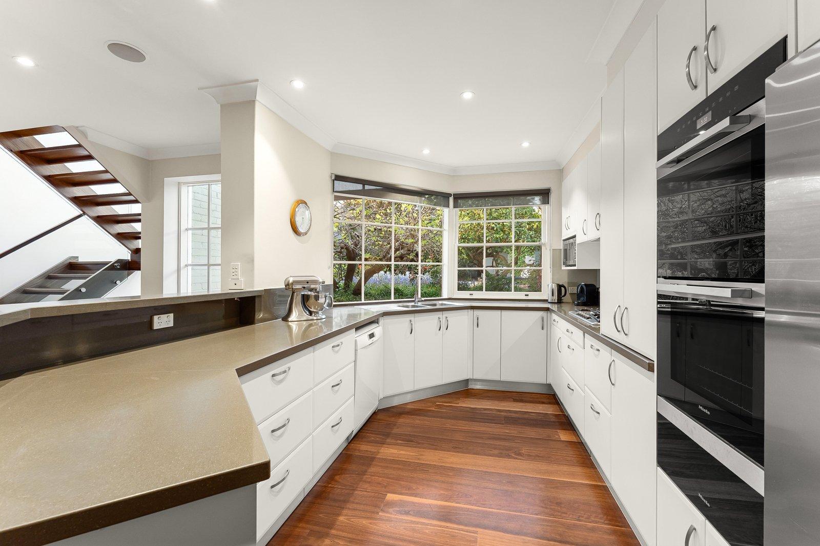 7 Cochran Avenue, Camberwell, 3124