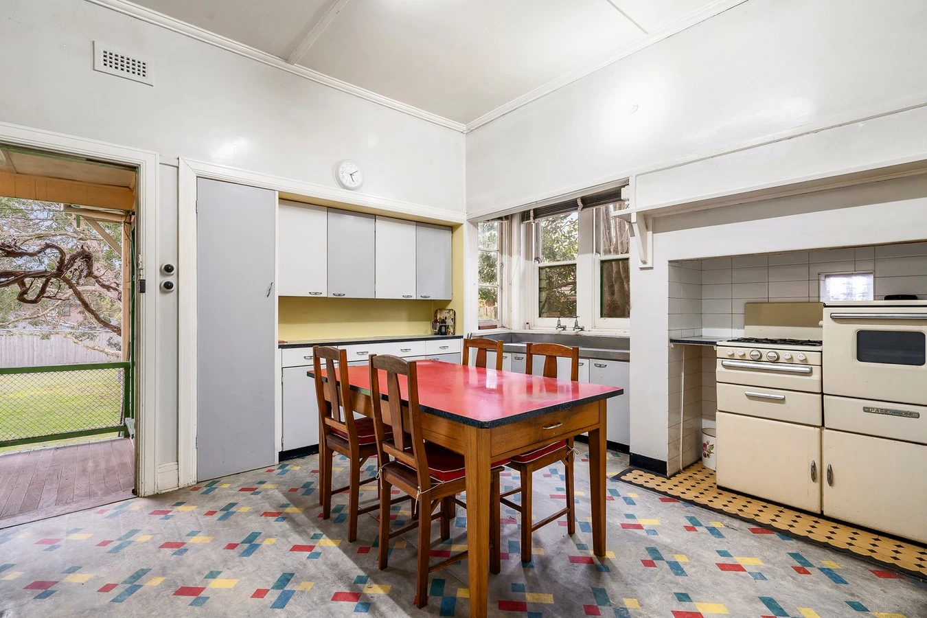 7 Maverston Street, Glen Iris, 3146