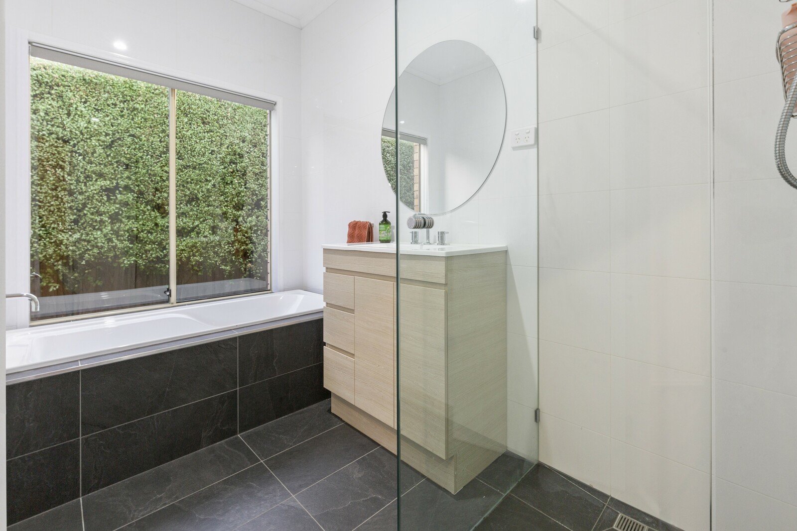 7 Orchid Avenue, Mornington, 3931