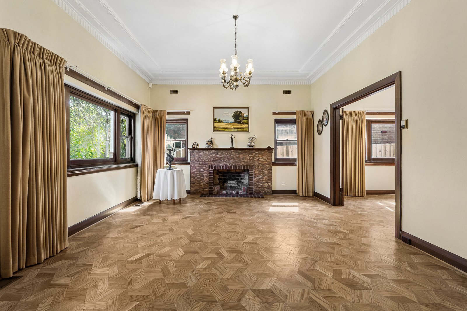 7 Walbundry Drive, Kew East, 3102