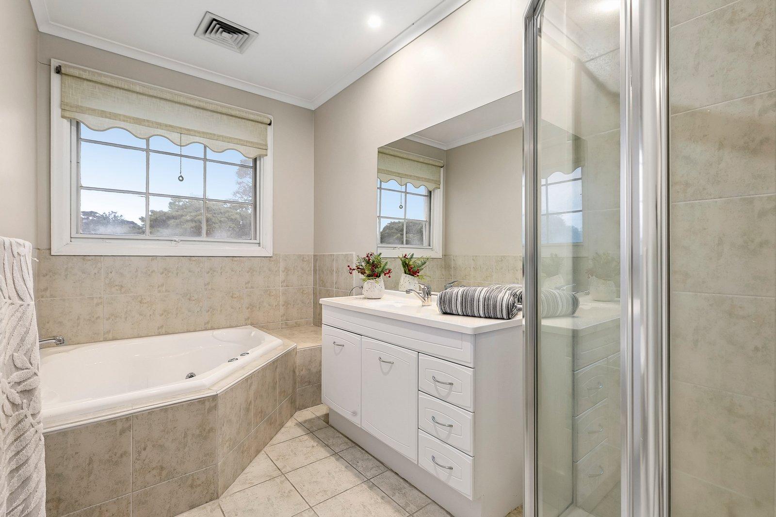 70 Almond Street, Balwyn North, 3104