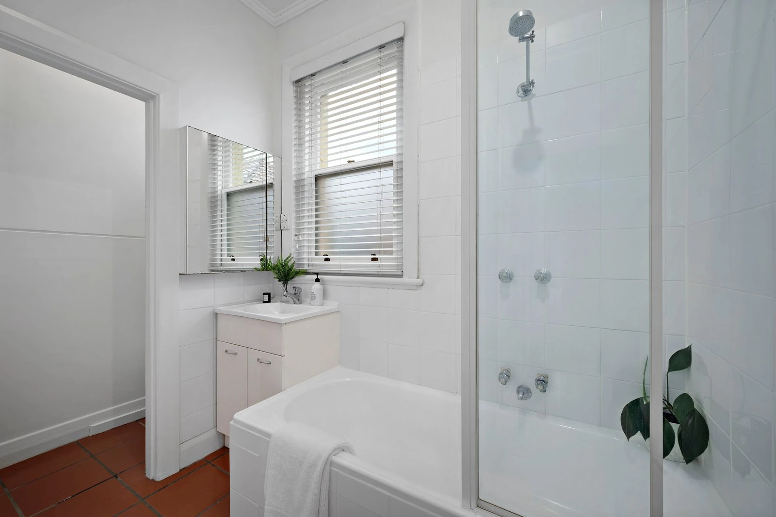 7/16-17 Marine Parade, St Kilda, 3182