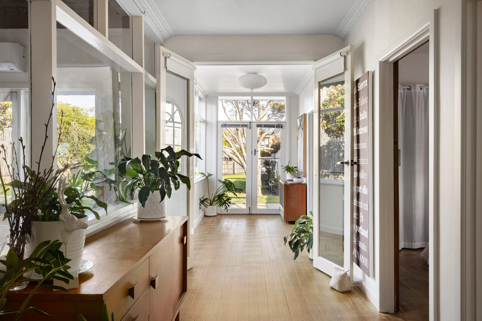 718 Esplanade, Mornington, 3931