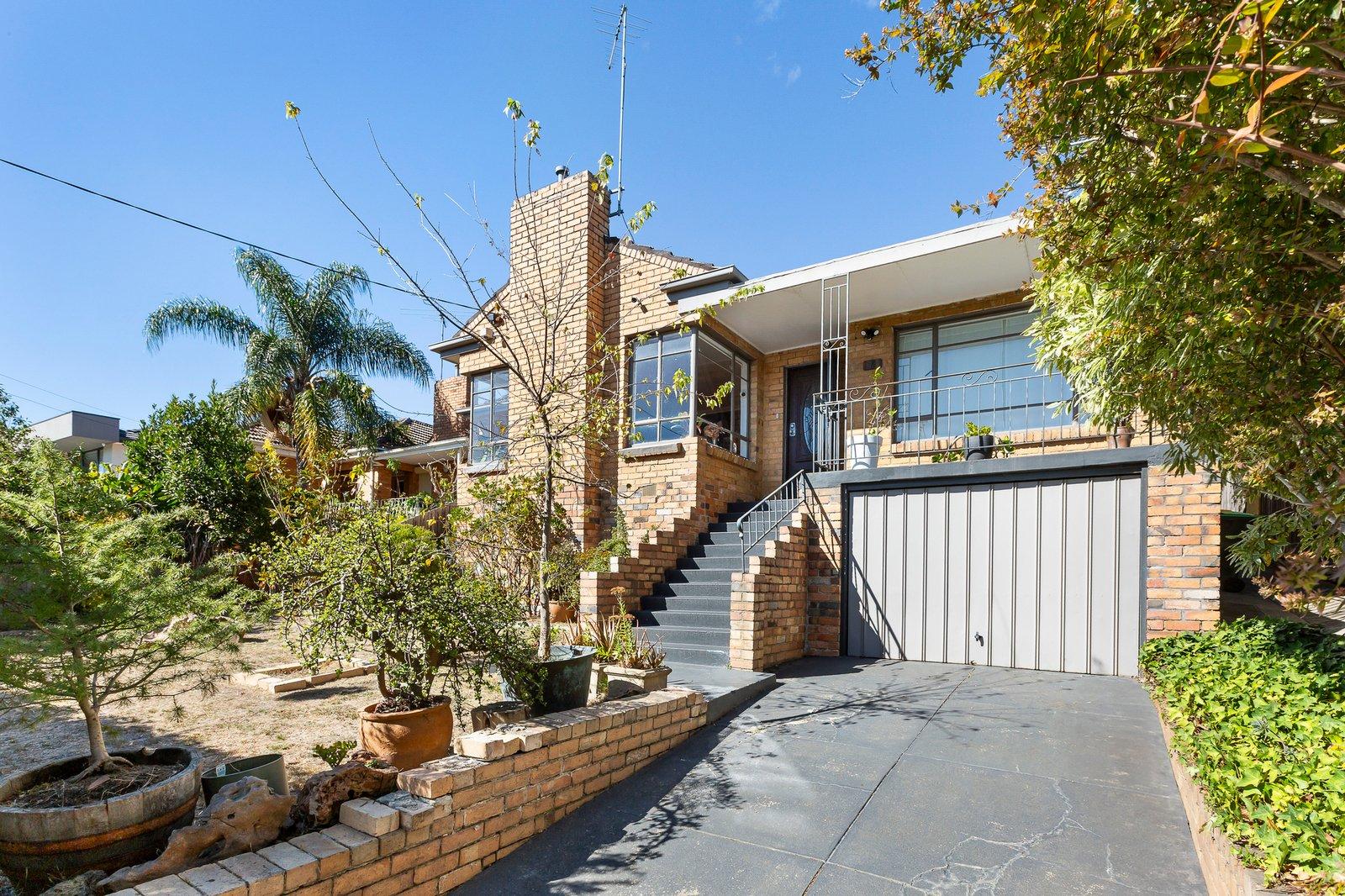 72 White Avenue, Kew East, 3102