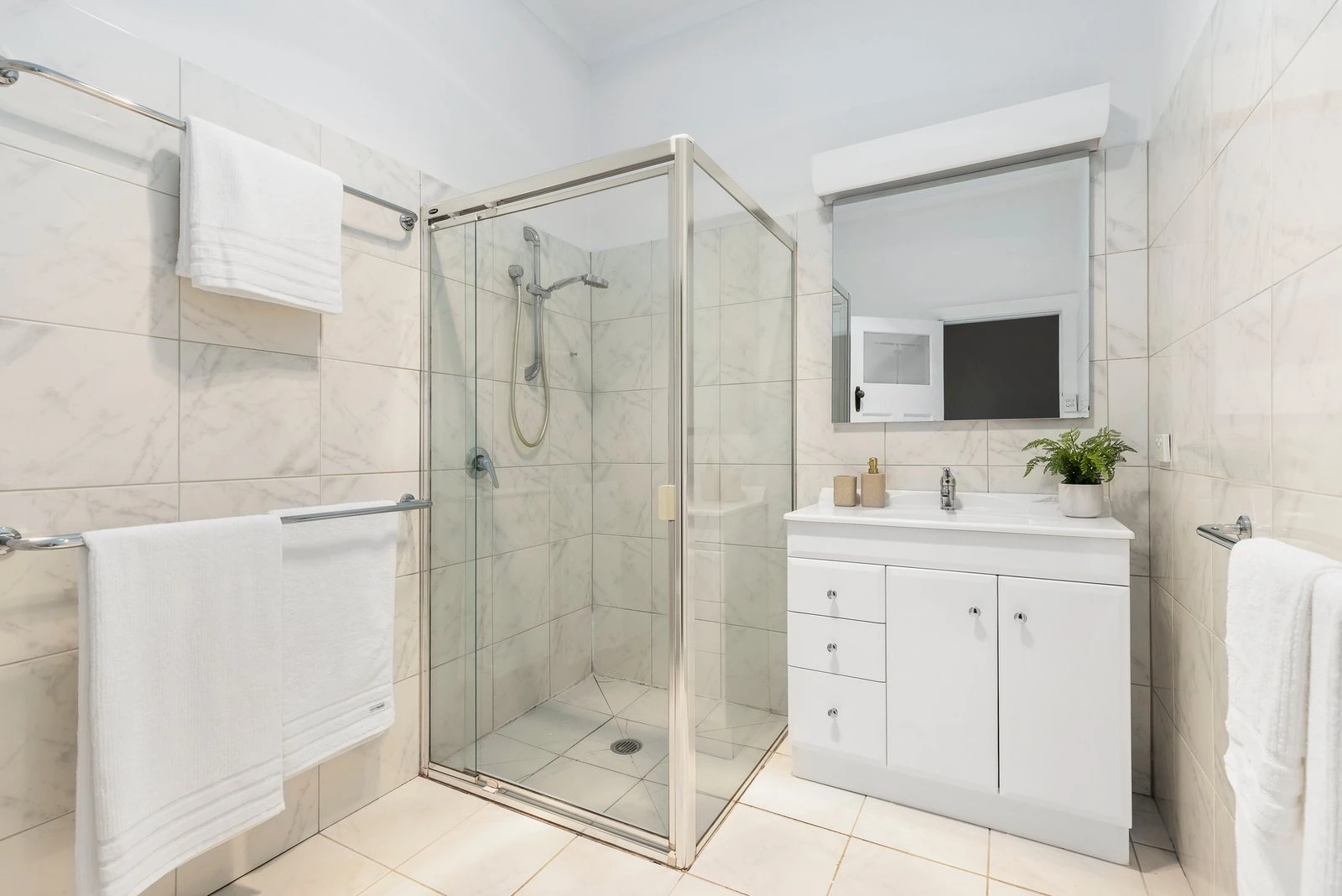 73 Windella Avenue, Kew East, 3102