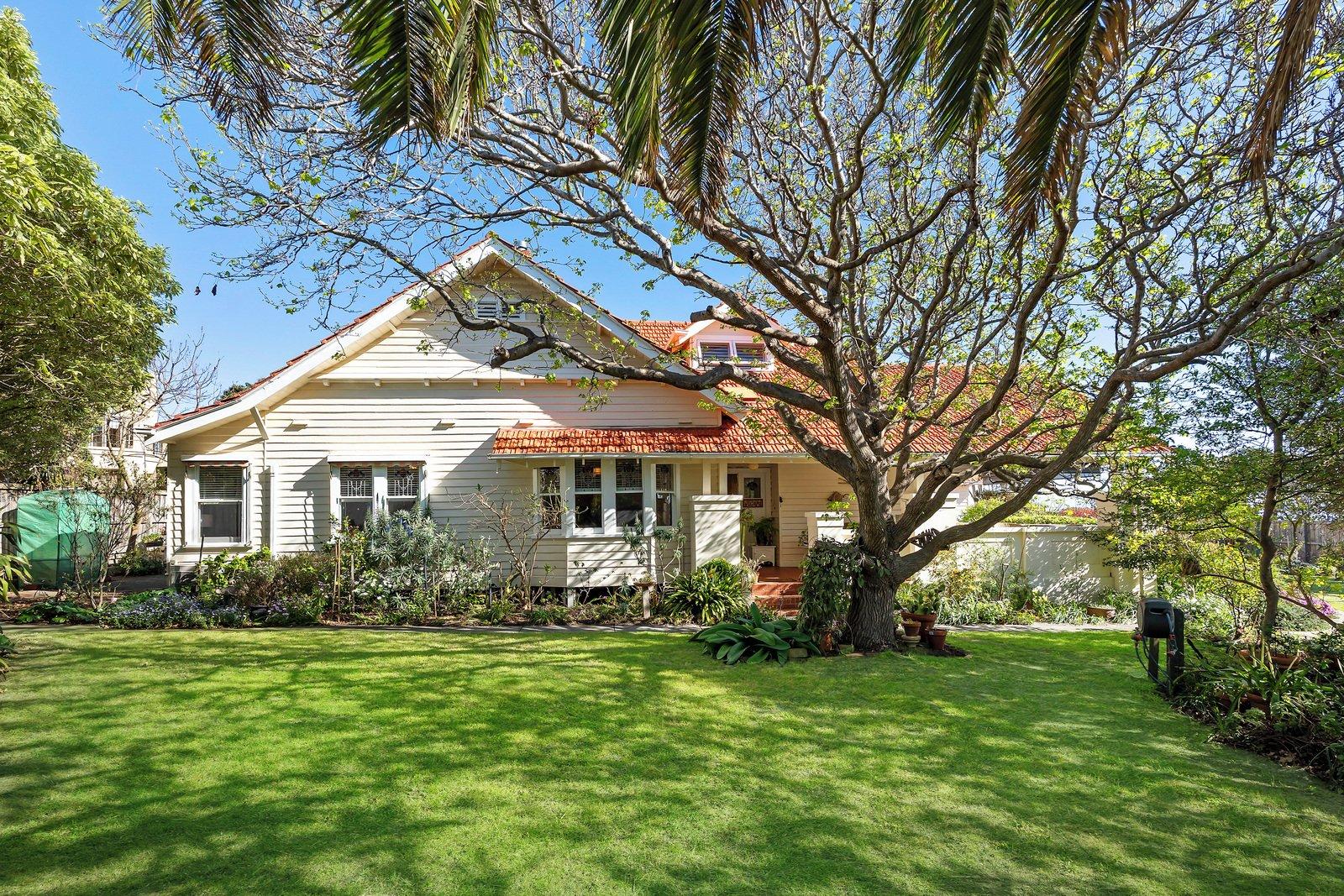 759-760 Esplanade, Mornington, 3931