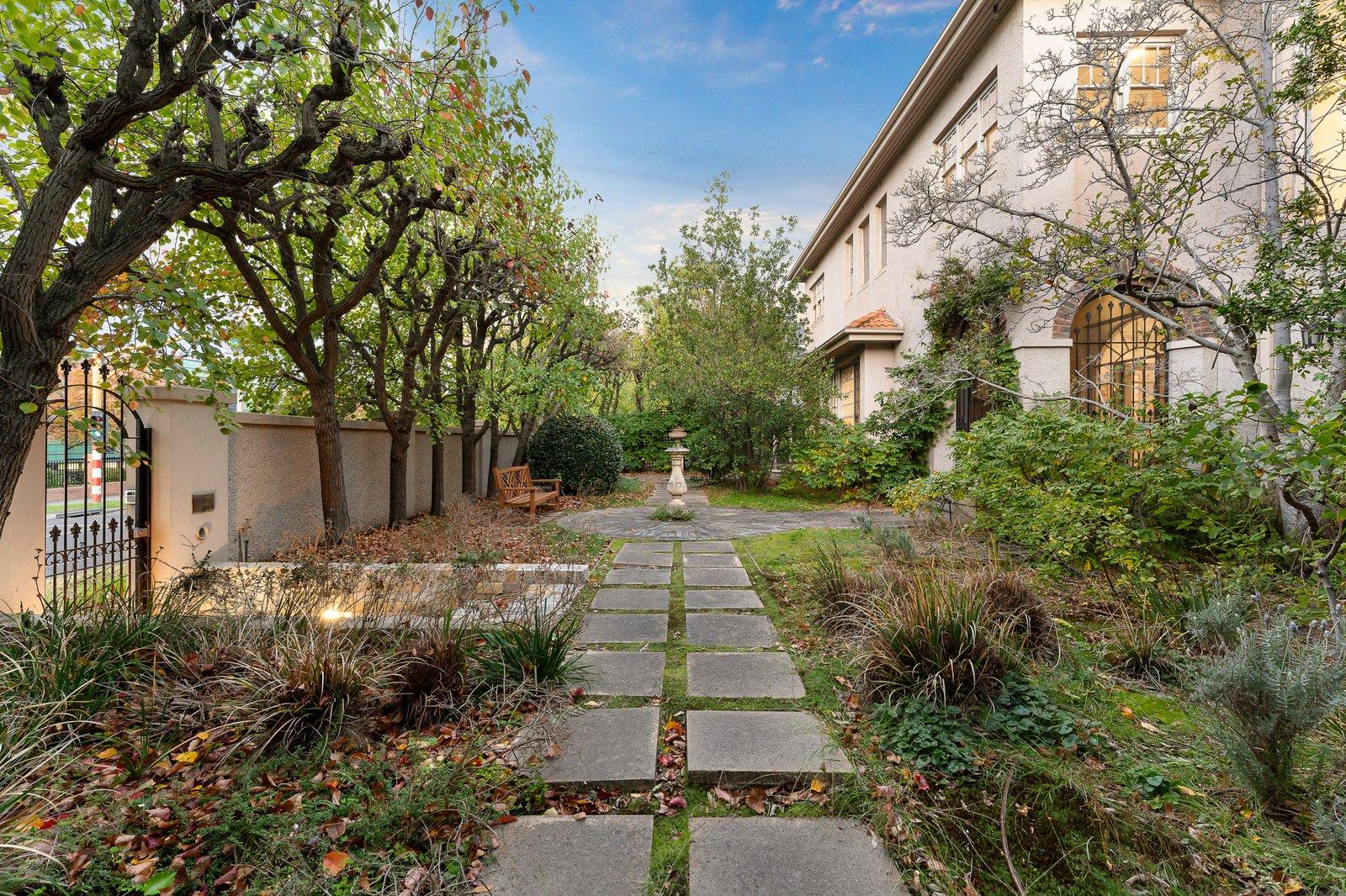 76 Mont Albert Road, Canterbury, 3126