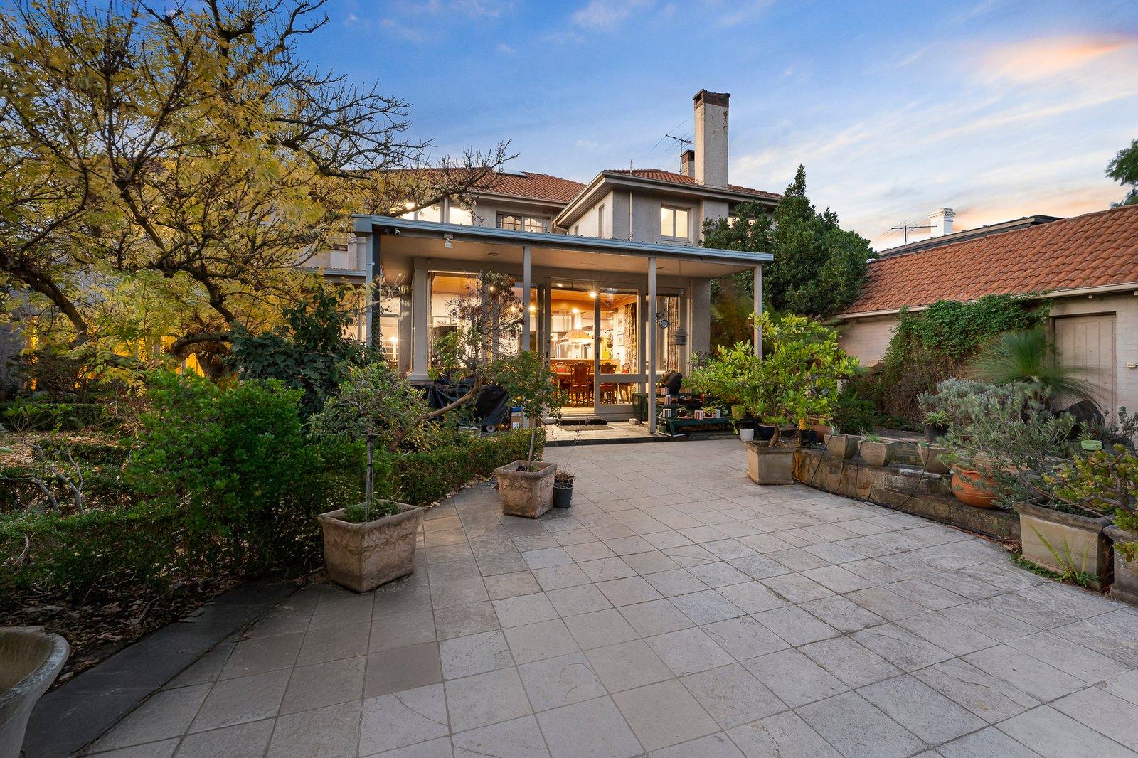 76 Mont Albert Road, Canterbury, 3126