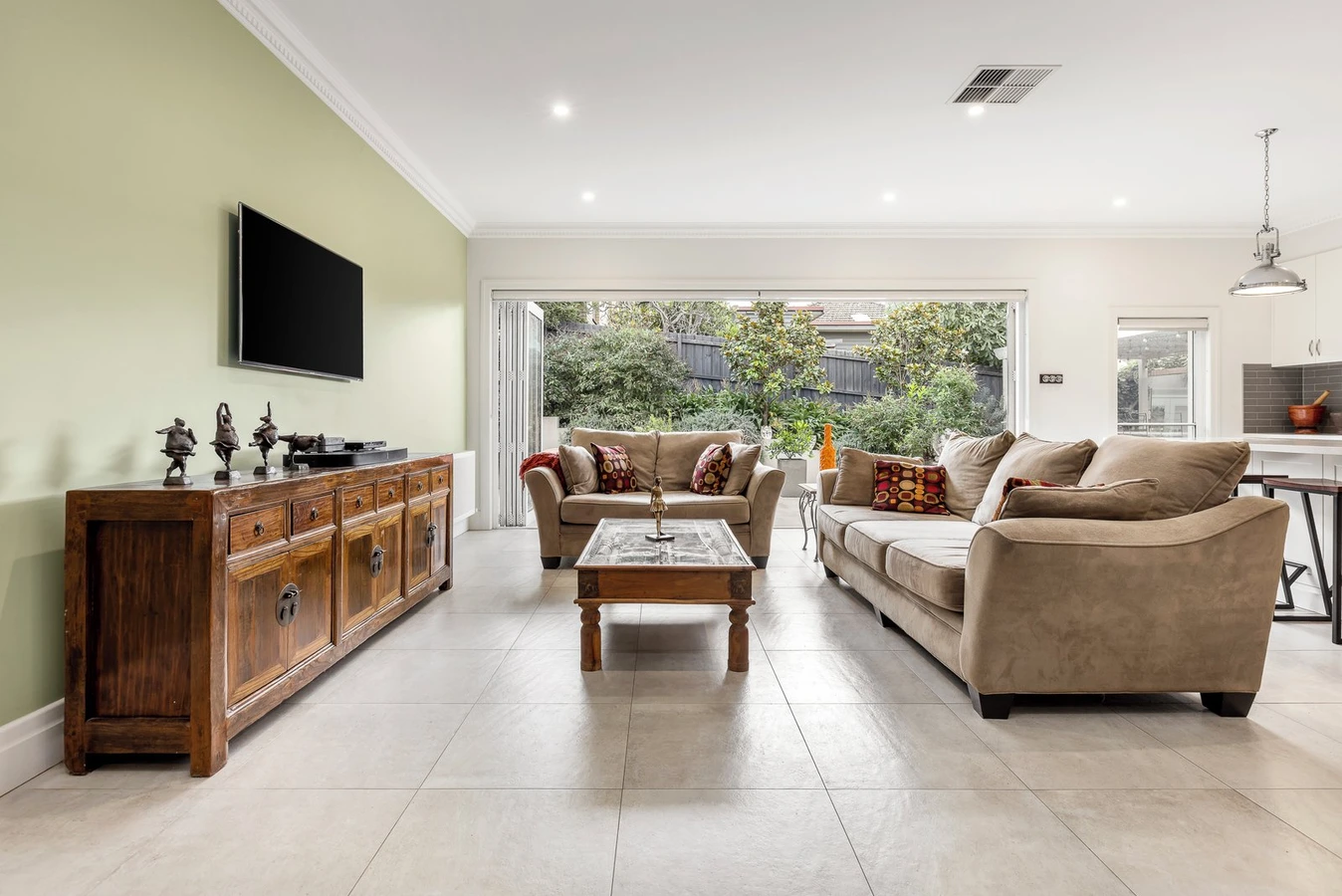 77 Strathalbyn Street, Kew East, 3102