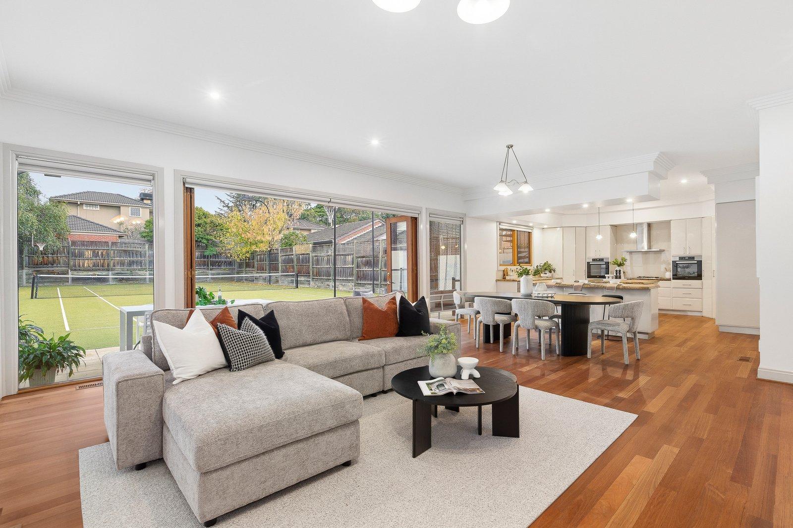 8 Avondale Grove, Mount Waverley, 3149