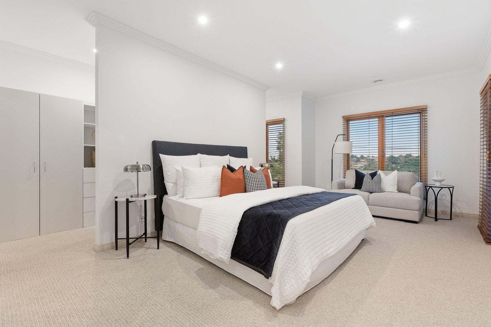 8 Avondale Grove, Mount Waverley, 3149