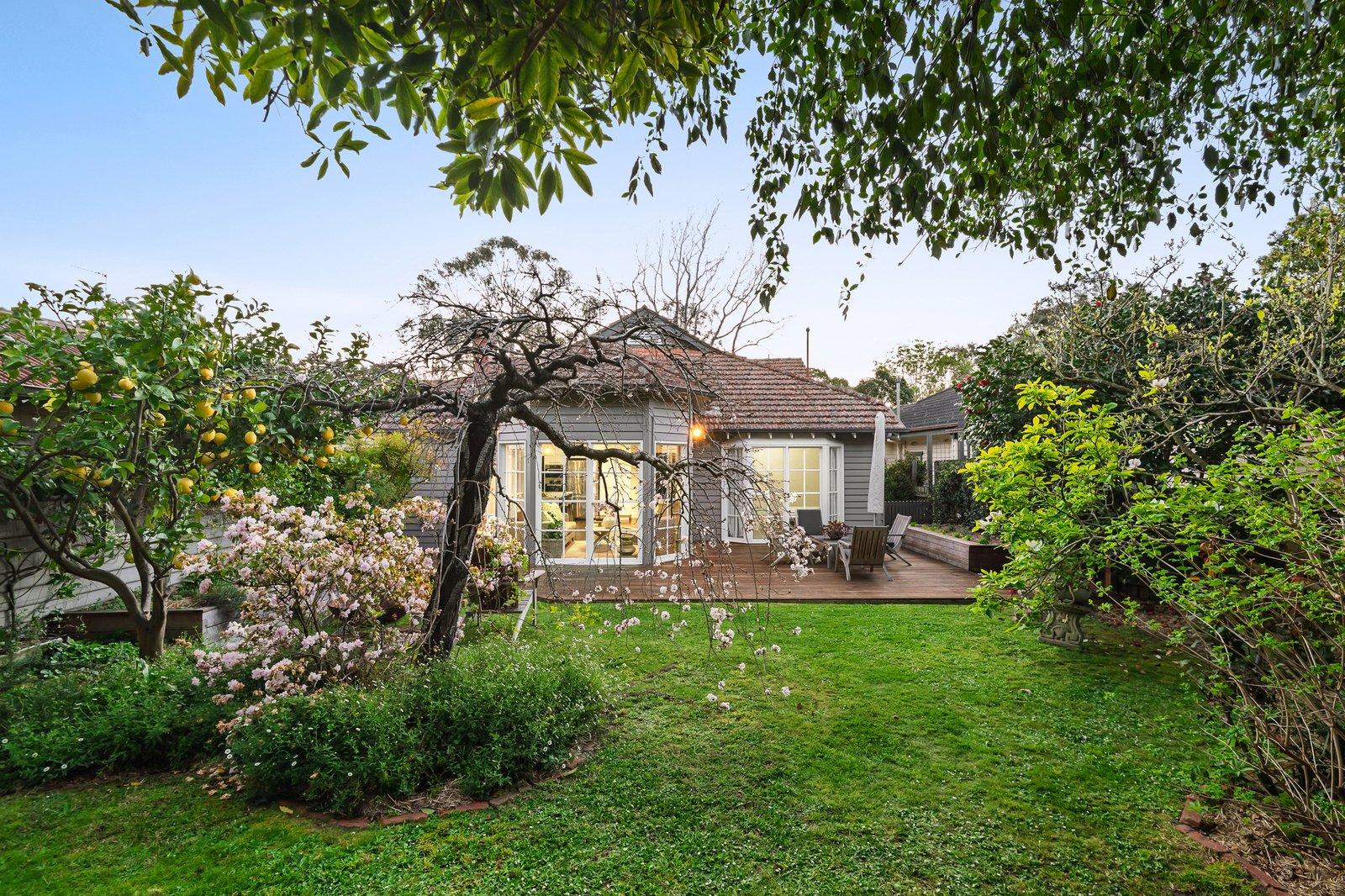 8 Banool Road, Surrey Hills, 3127