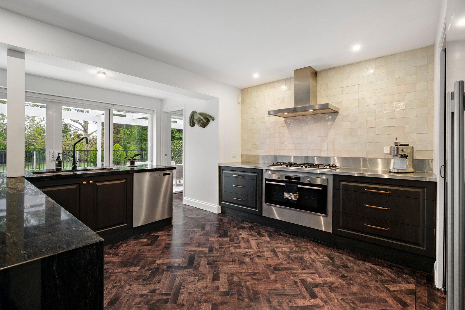 8 Bright Crescent, Mount Eliza, 3930