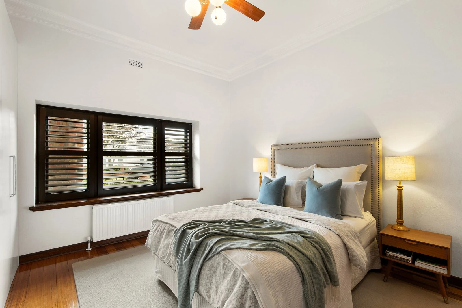 8 Cairnes Crescent, Malvern East, 3145