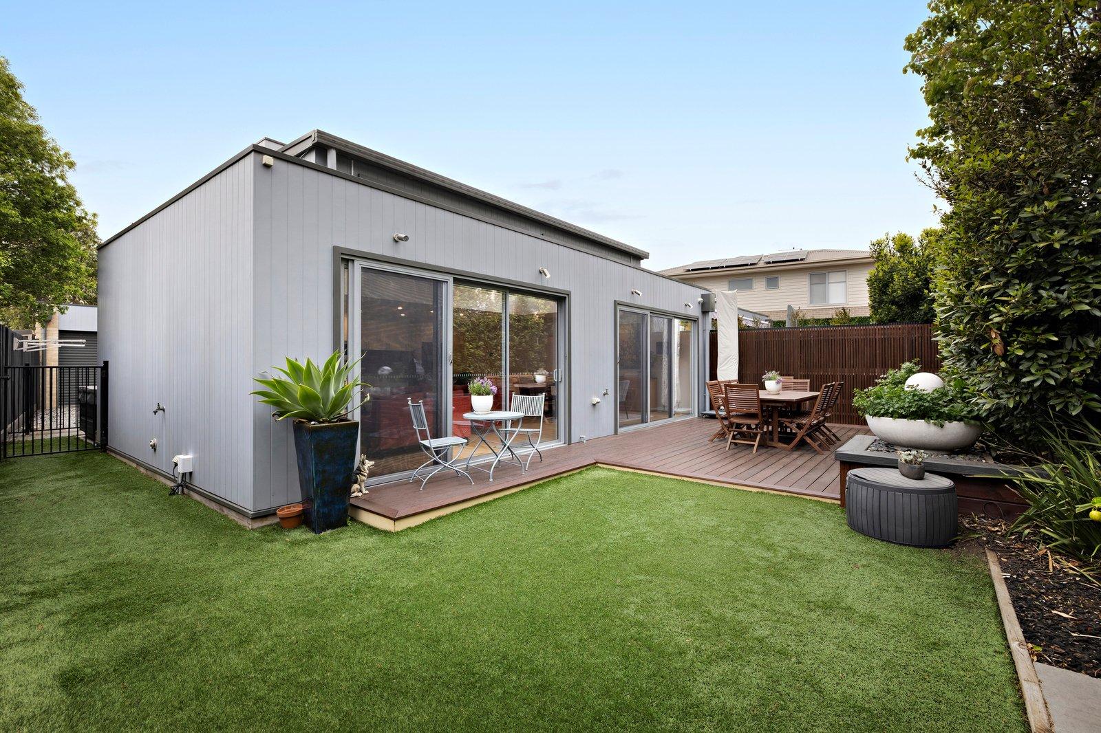 8 Campbell Grove, Mornington, 3931