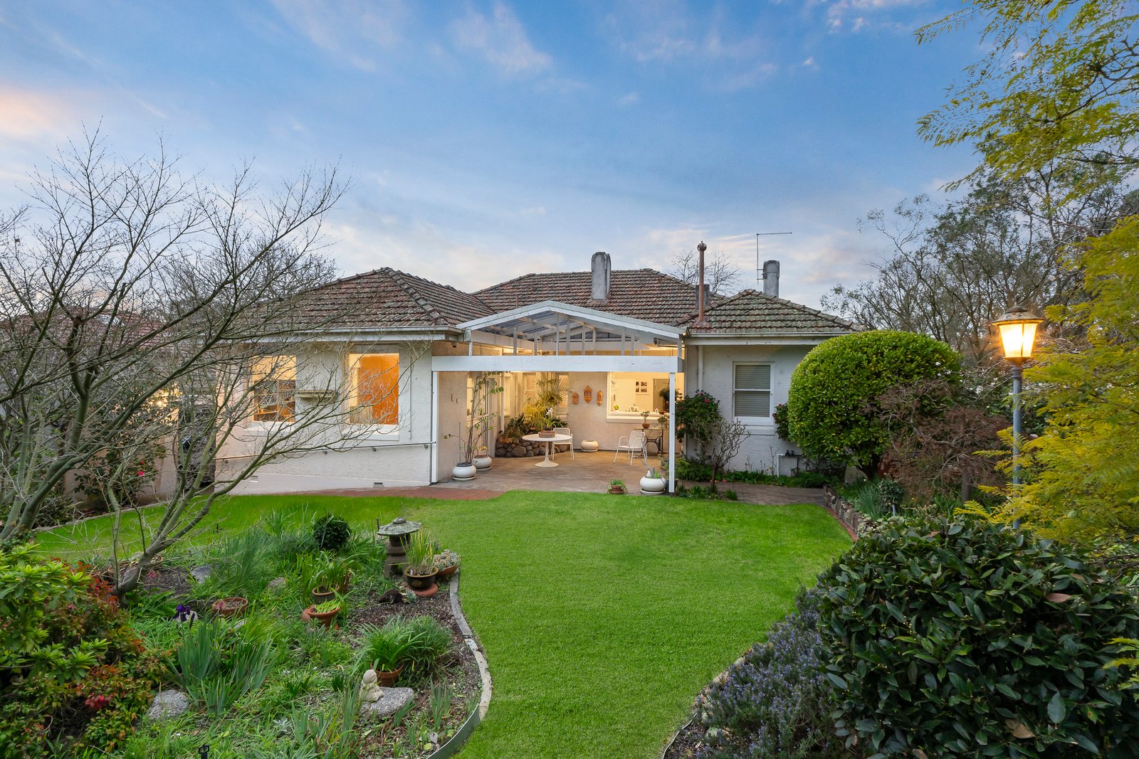 8 Chatfield Avenue, Deepdene, 3103