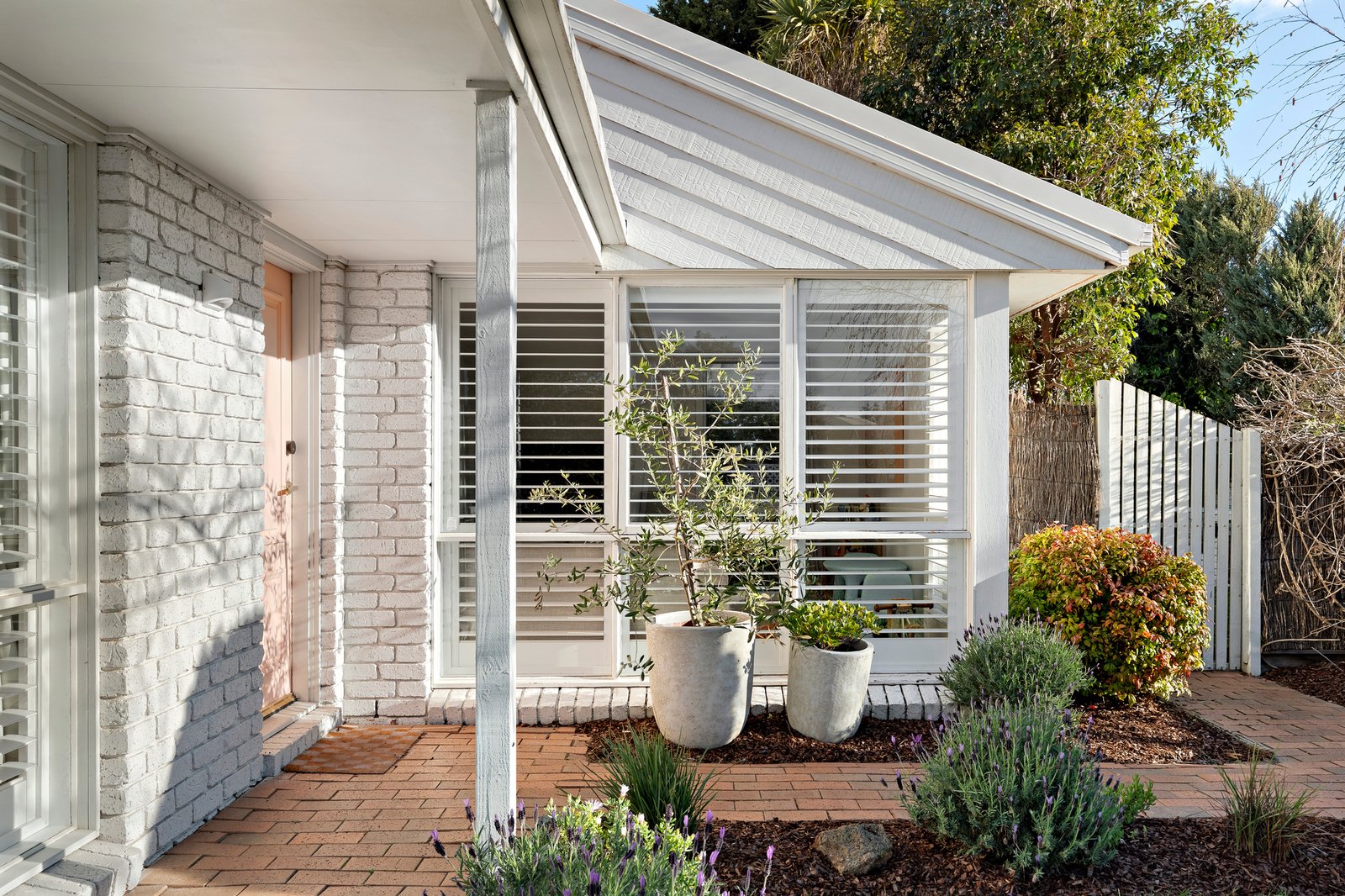8 Flora Road, Mount Martha, 3934